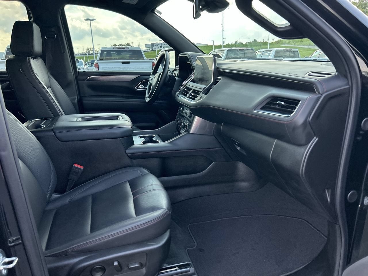 2024 Chevrolet Suburban RST
