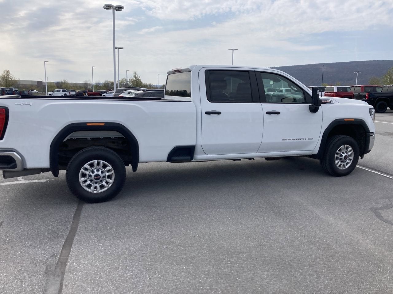 2024 GMC Sierra 2500 HD Pro