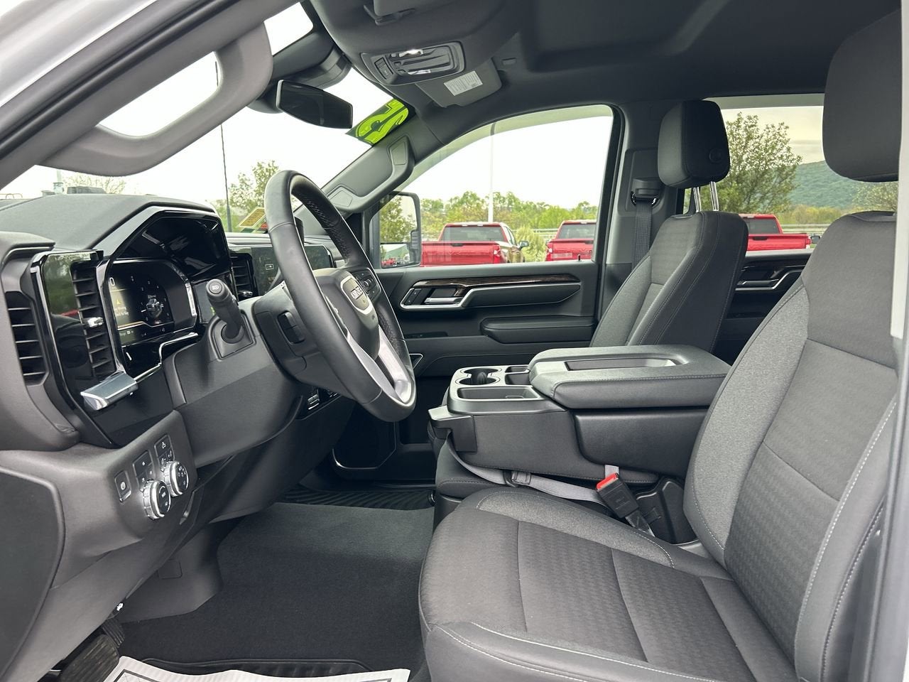 2025 GMC Sierra 2500 HD SLE