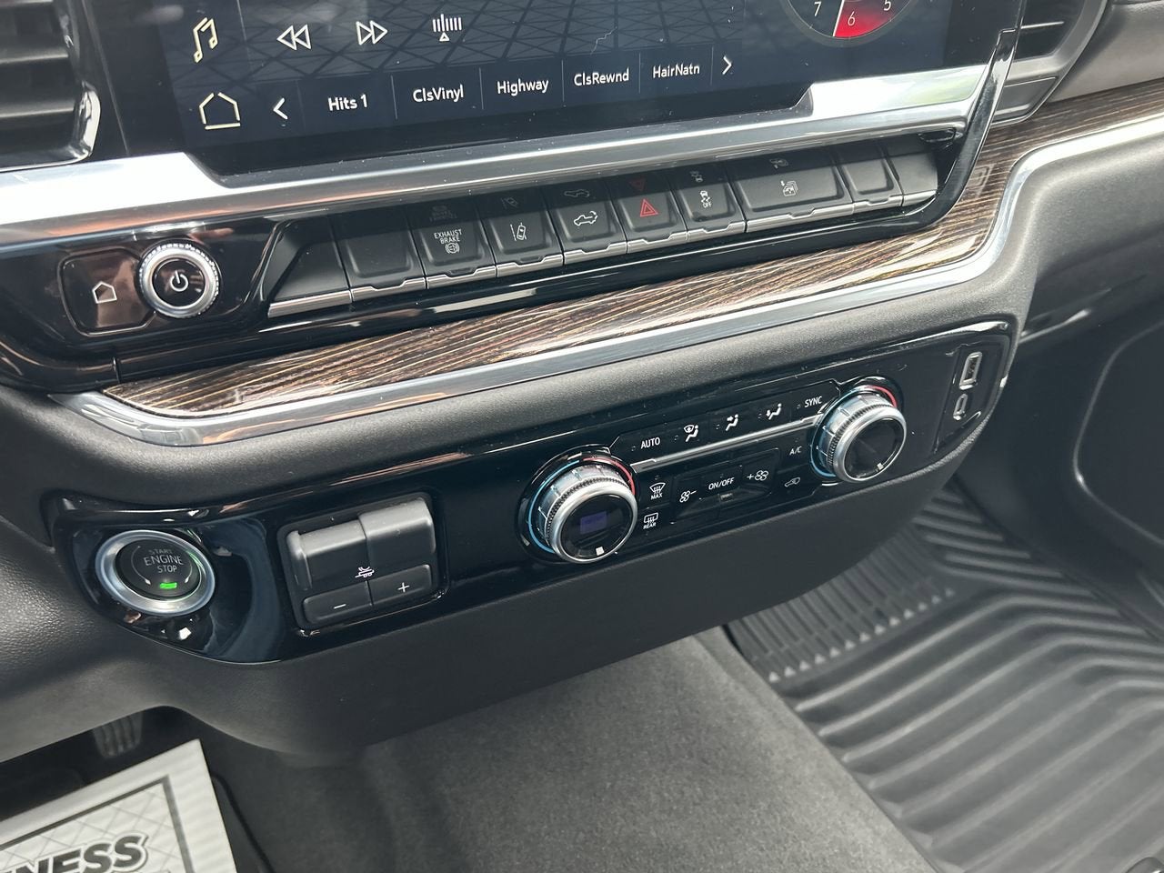2025 GMC Sierra 2500 HD SLE