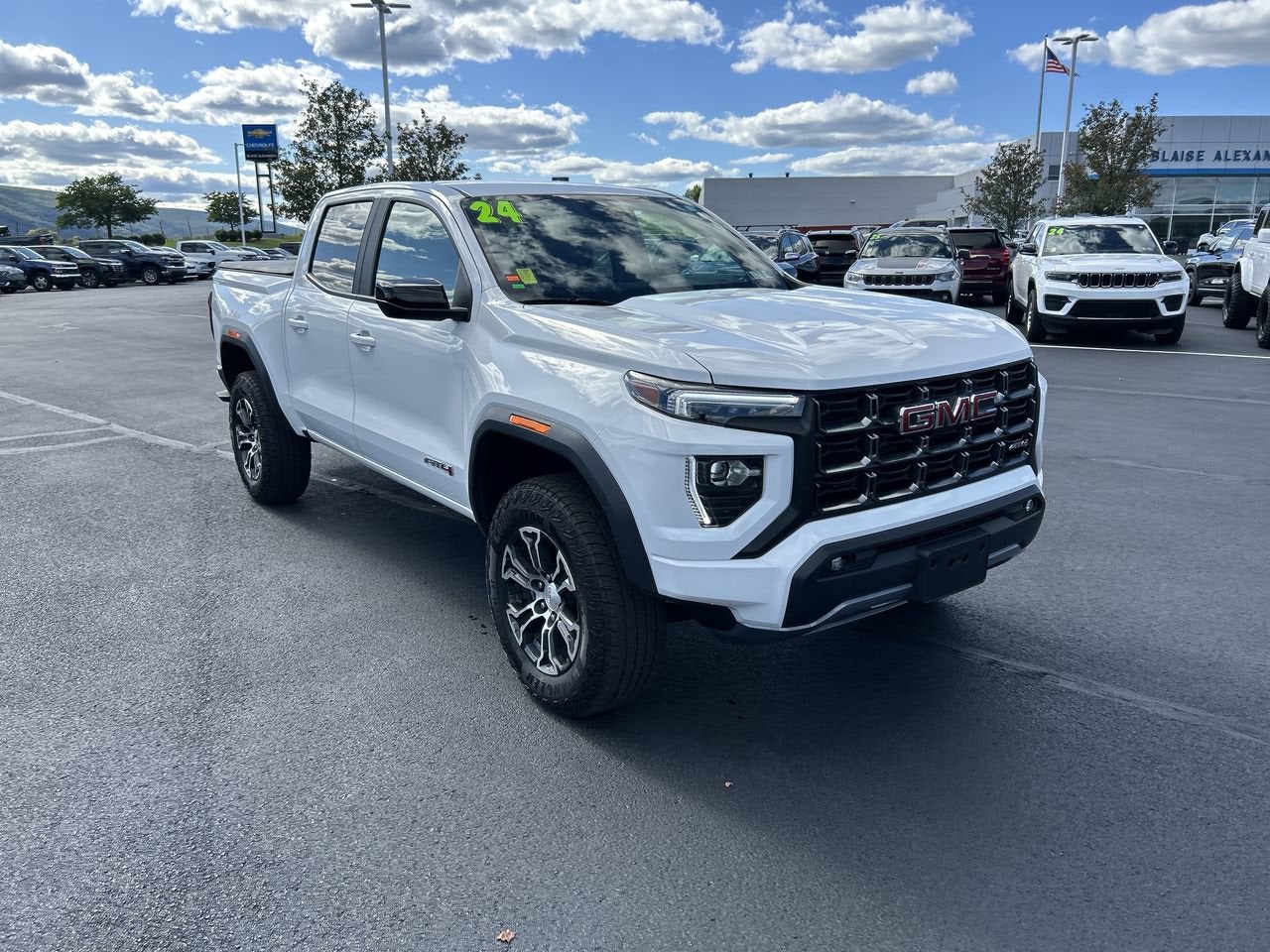 2024 GMC Canyon AT4