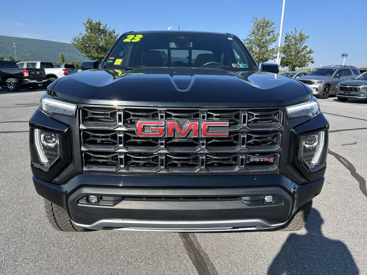 2023 GMC Canyon AT4