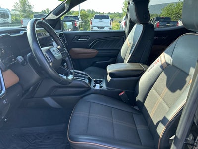 2023 GMC Canyon AT4