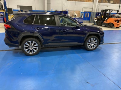 2020 Toyota RAV4 XLE Premium
