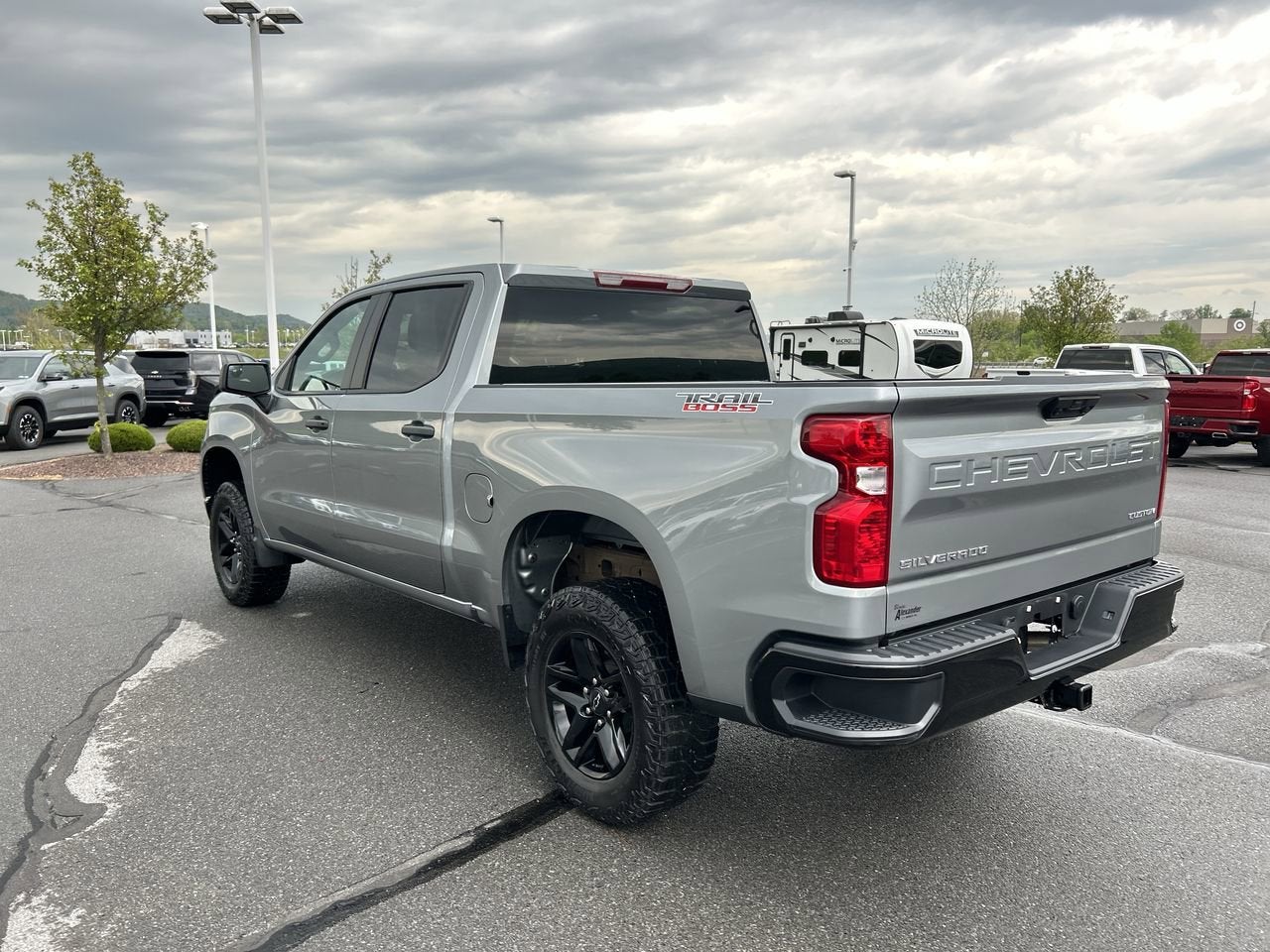 2024 Chevrolet Silverado 1500 Custom Trail Boss