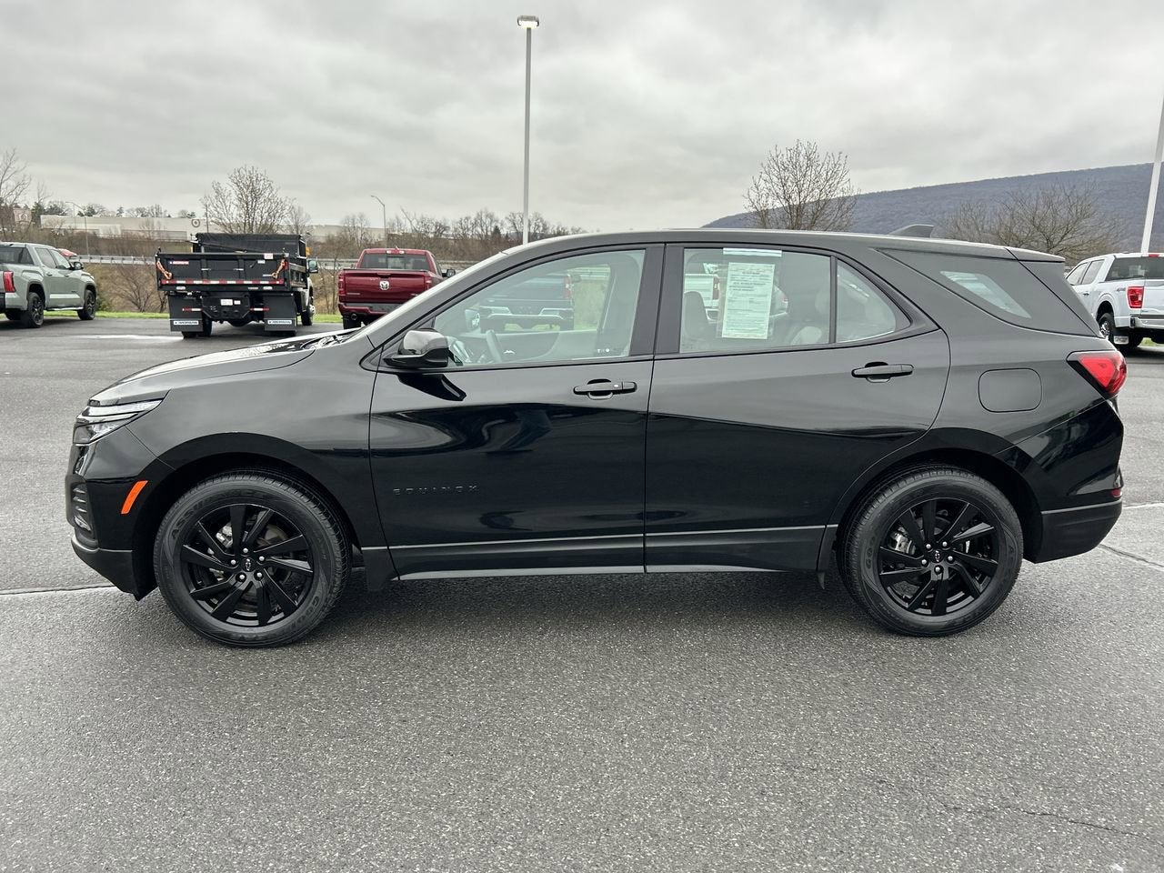 2024 Chevrolet Equinox LS