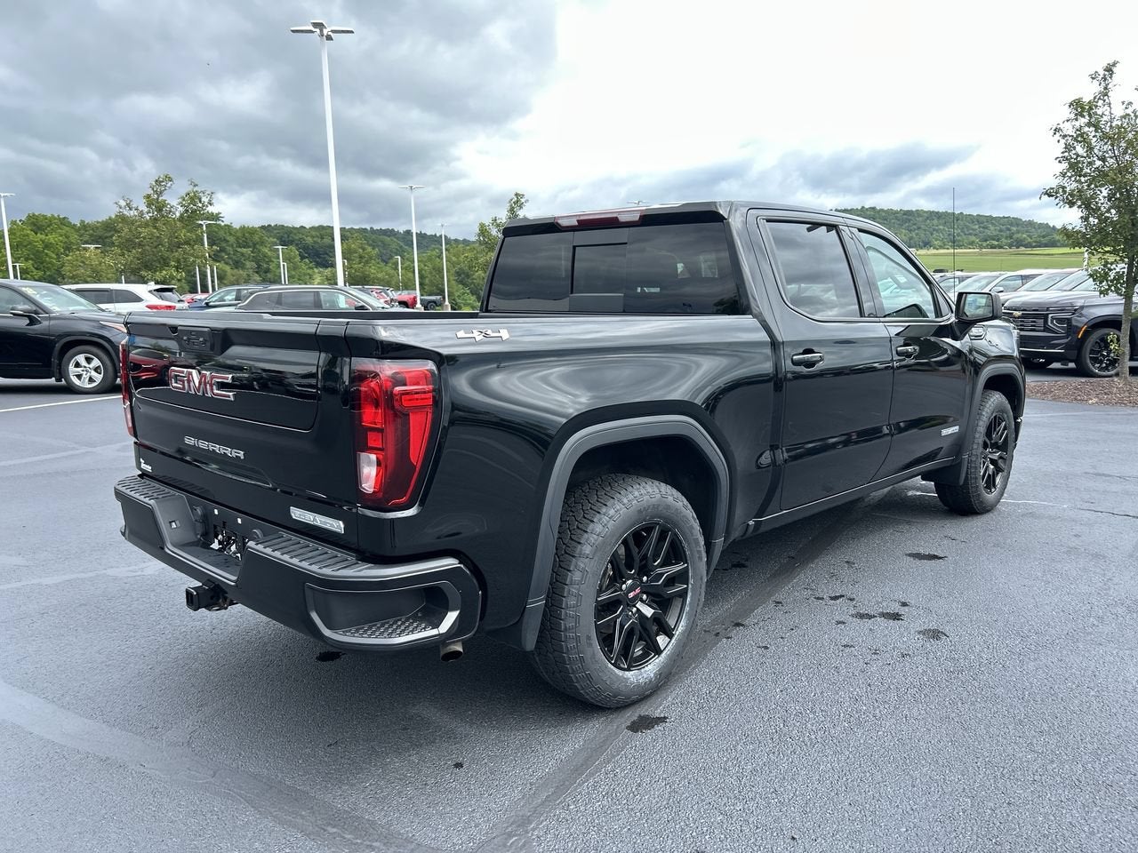 2024 GMC Sierra 1500 Elevation