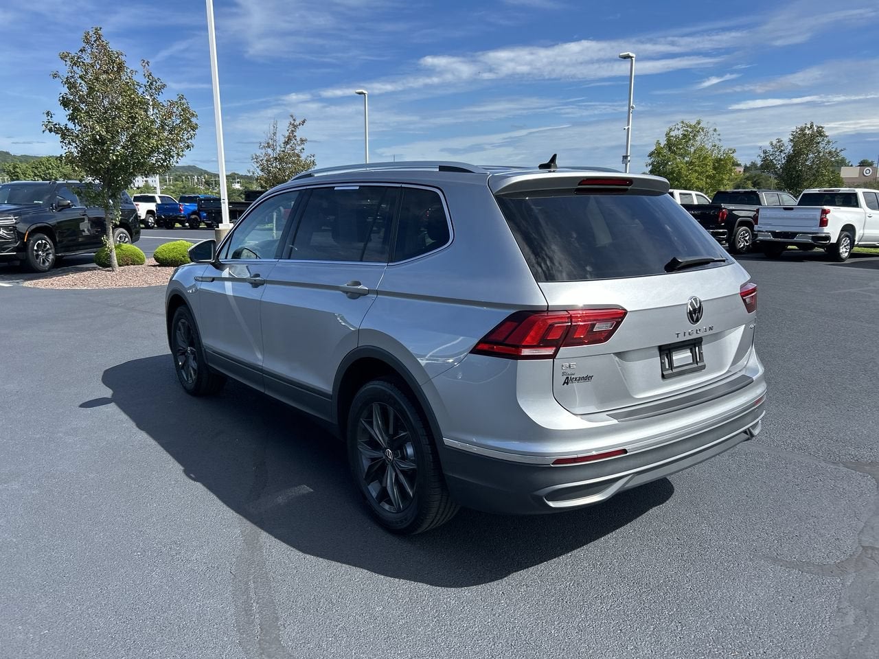 2024 Volkswagen Tiguan SE