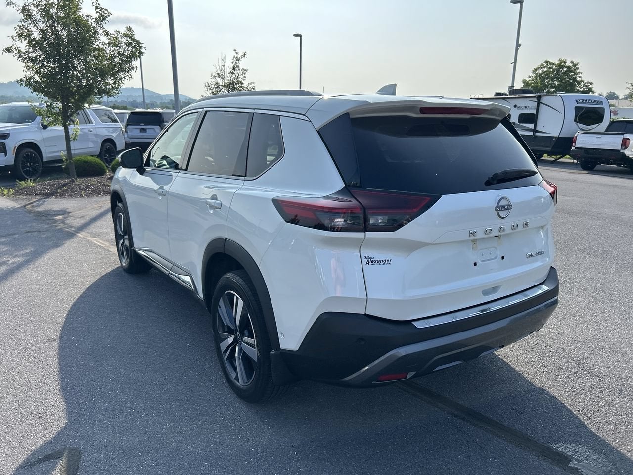 2023 Nissan Rogue SL