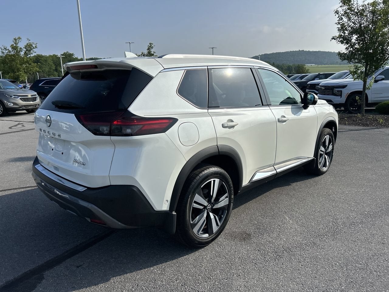 2023 Nissan Rogue SL