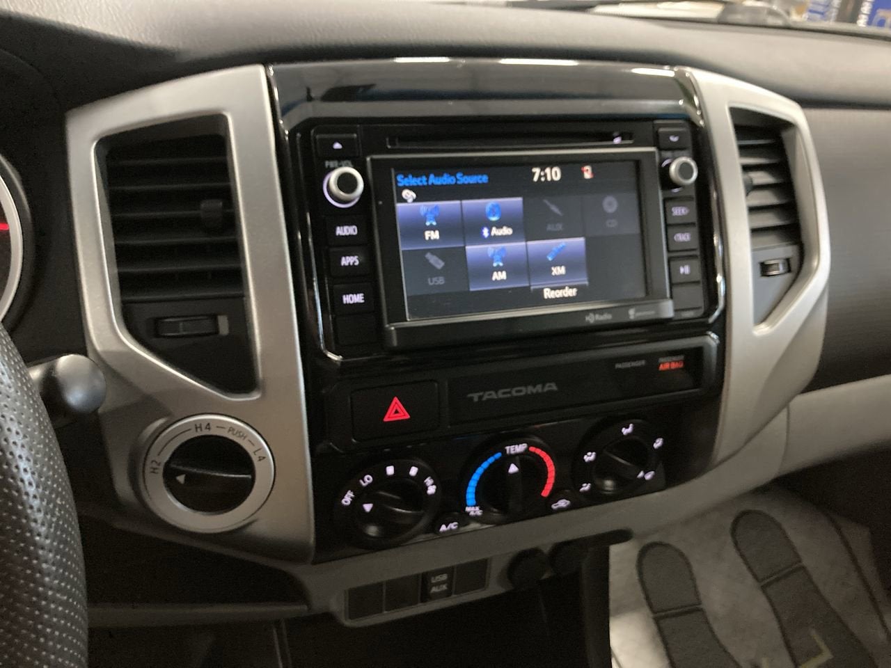 2015 Toyota Tacoma ACC CAB 4WD V6 AT