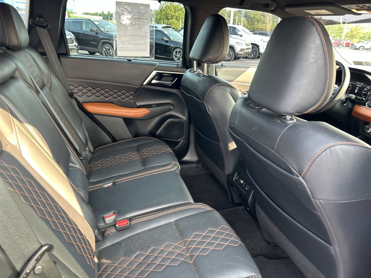 2023 Mitsubishi Outlander SEL