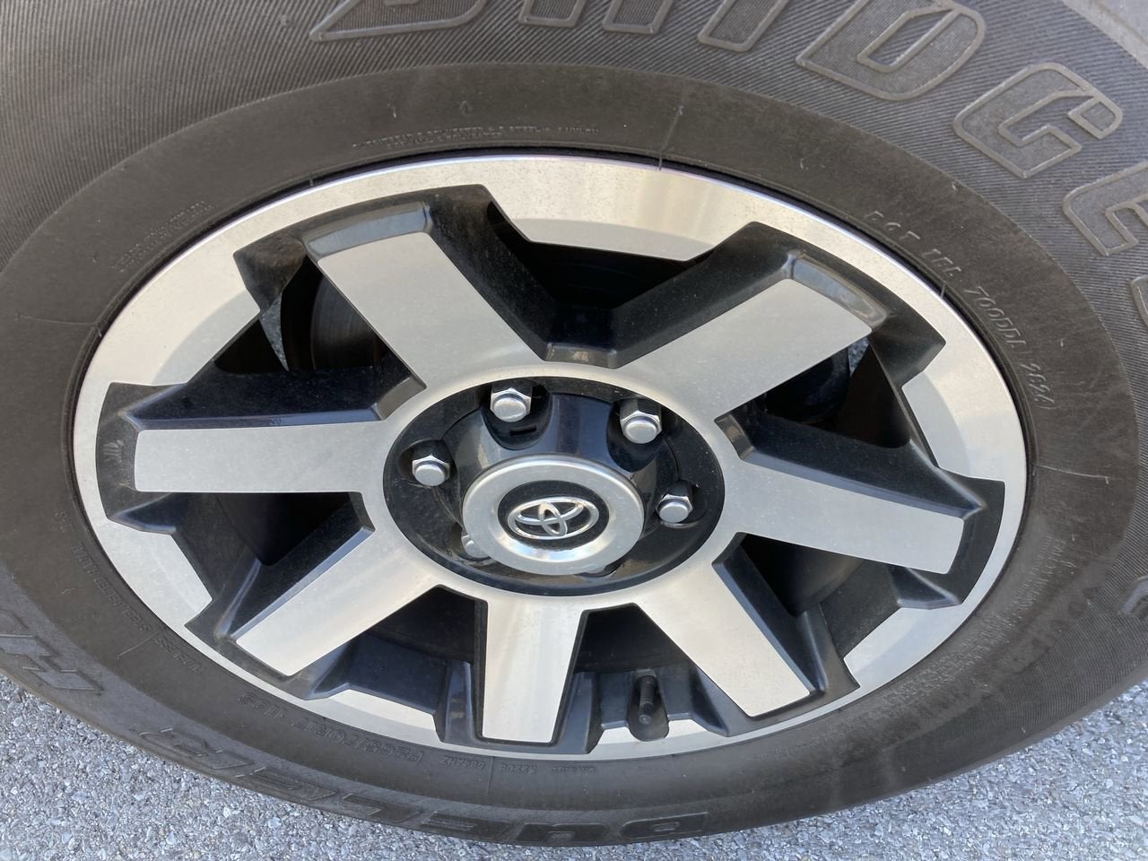 2024 Toyota 4Runner TRD Off Road