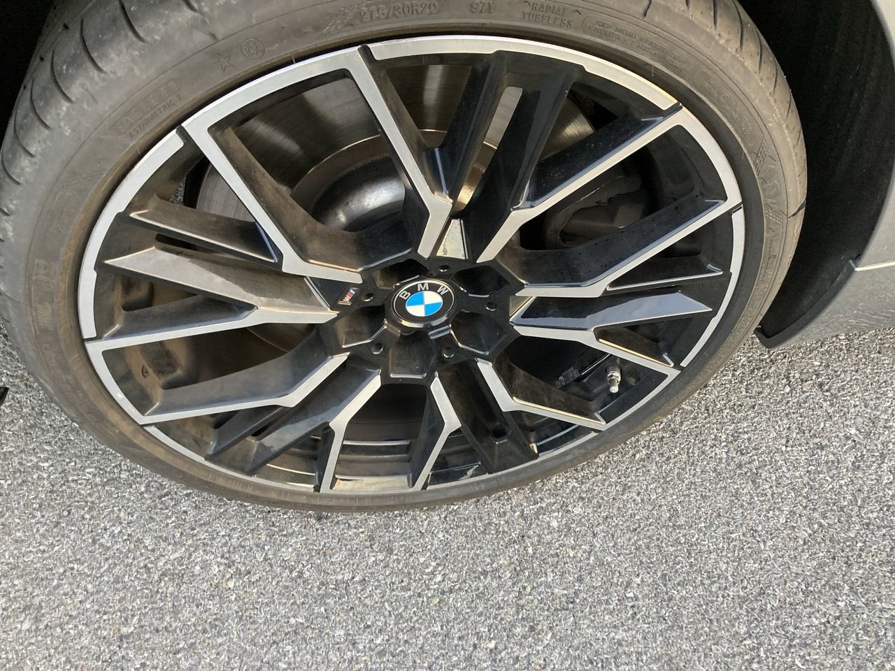 2023 BMW 8 Series M850i