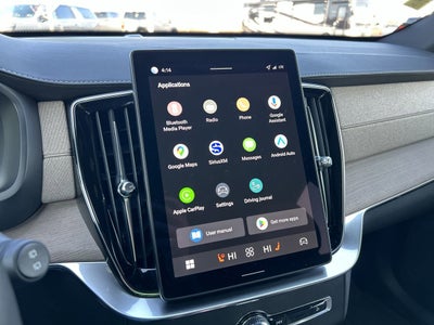 2026 Volvo XC90 Plus