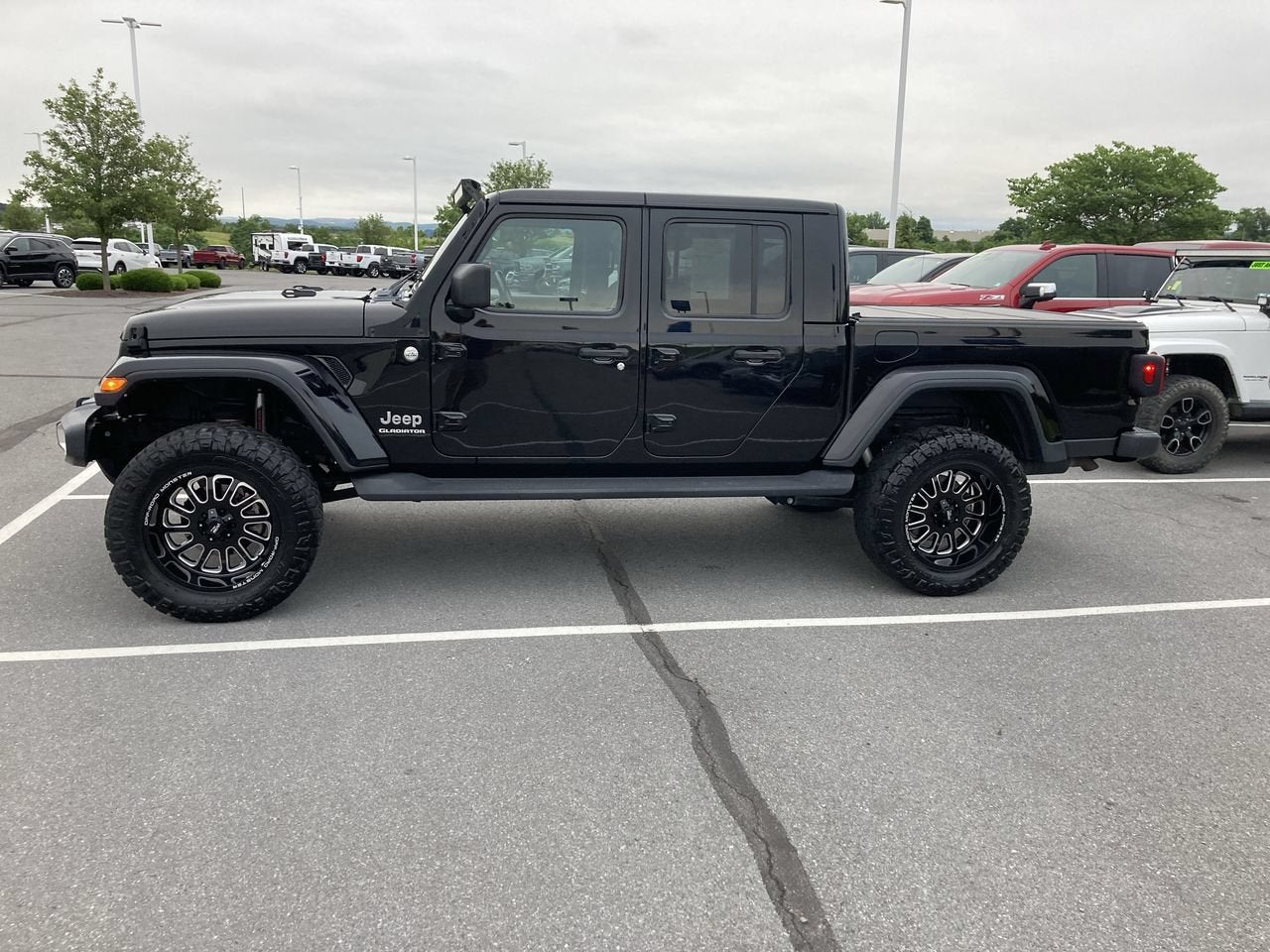 2021 Jeep Gladiator Overland