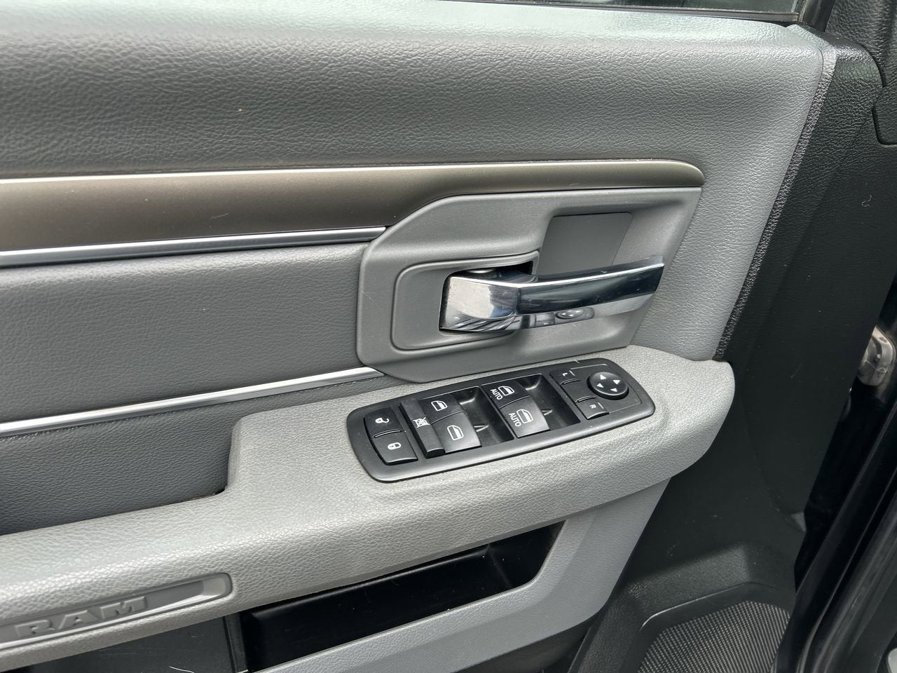 2019 RAM 1500 Classic SLT