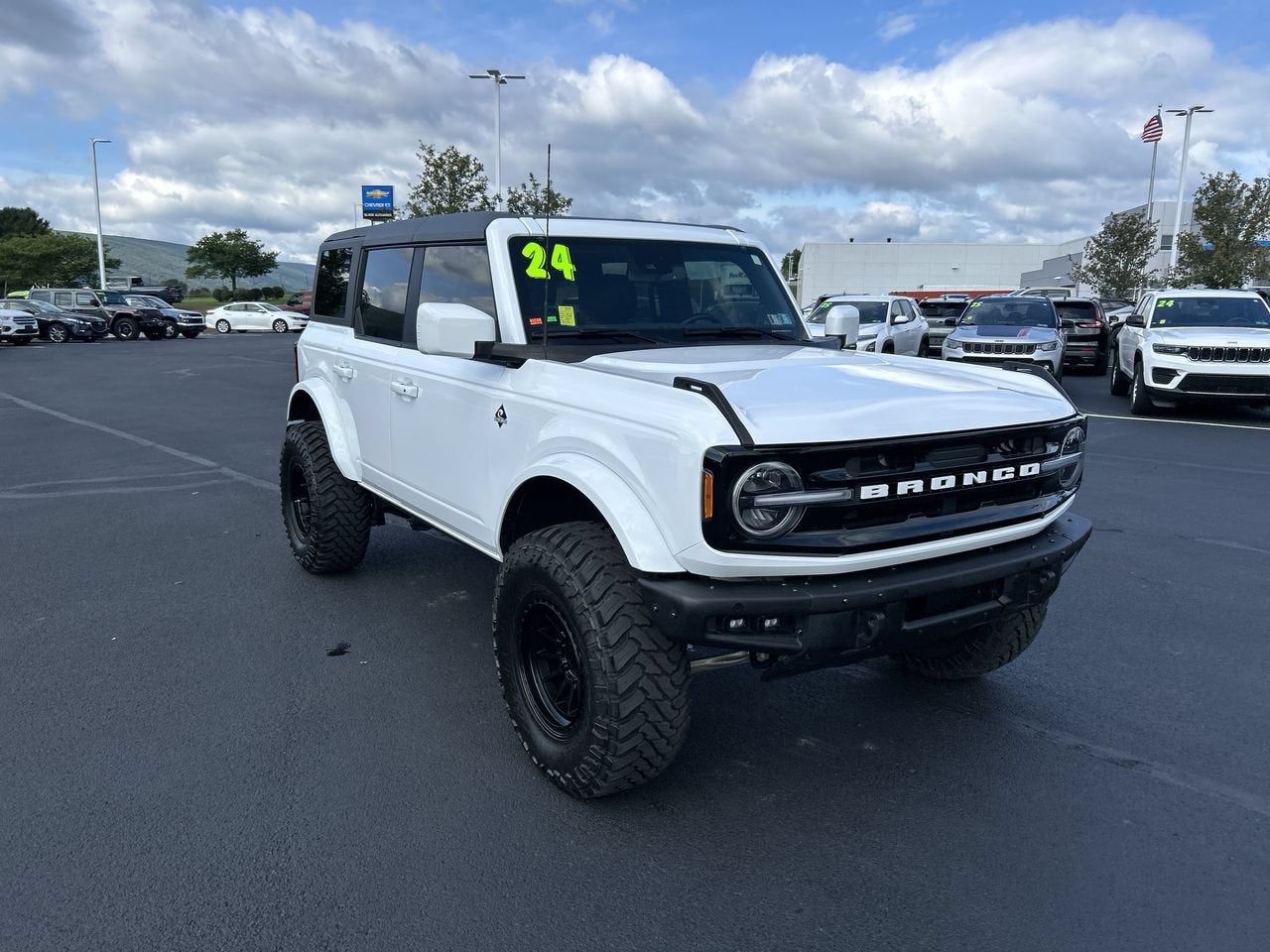 2024 Ford Bronco Outer Banks