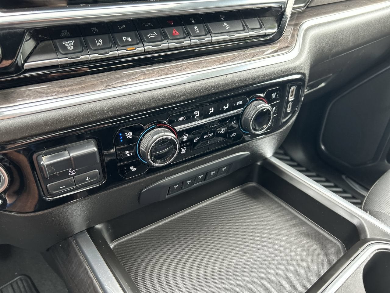 2024 Chevrolet Silverado 3500HD LTZ
