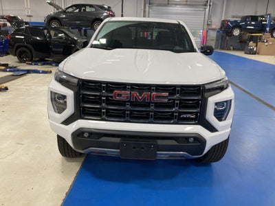 2024 GMC Canyon 4WD AT4