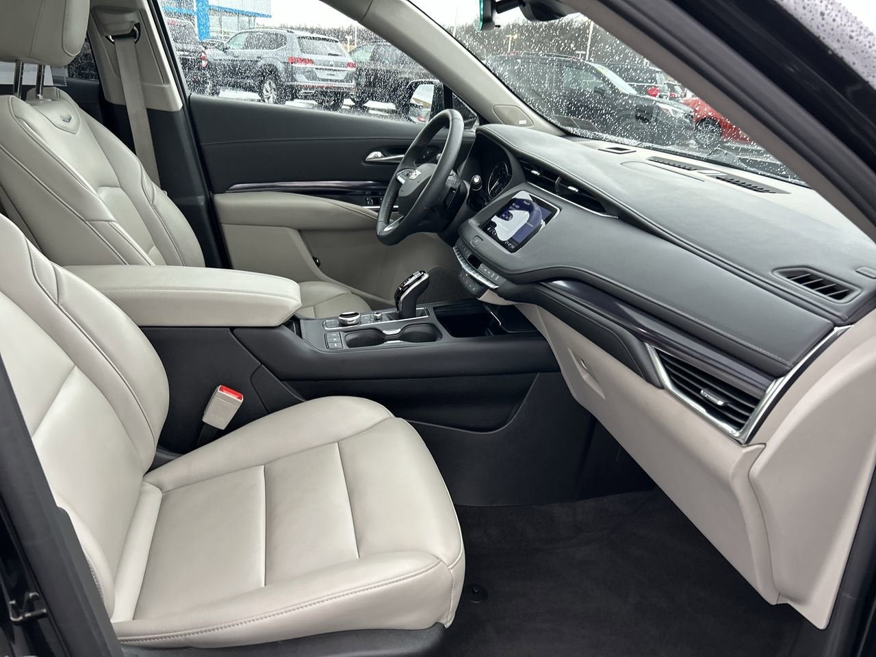 2022 Cadillac XT4 AWD Luxury