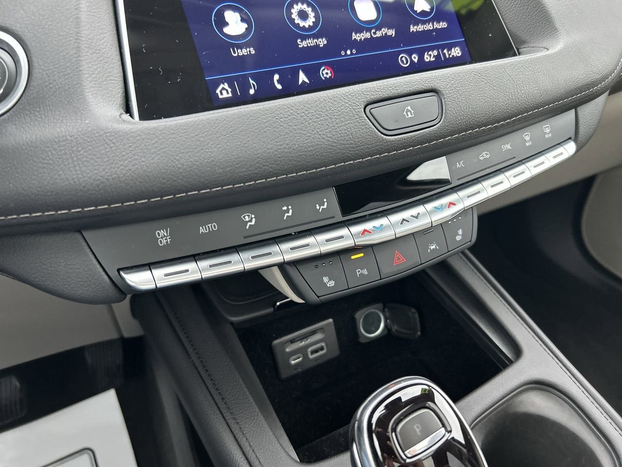 2022 Cadillac XT4 AWD Luxury