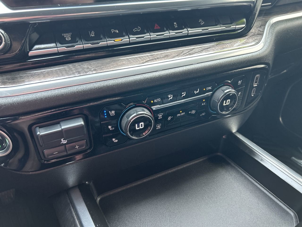 2024 Chevrolet Silverado 3500HD LTZ