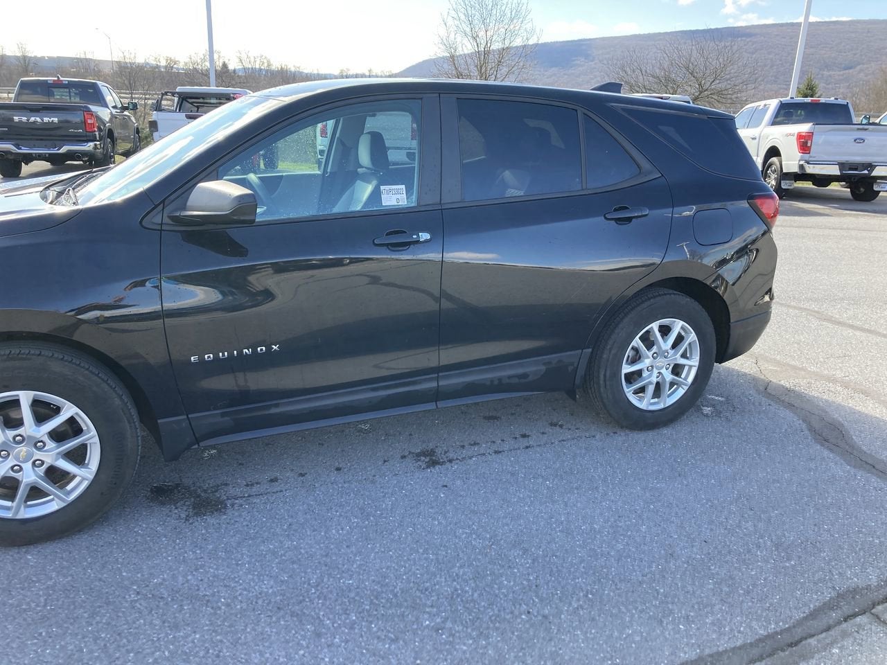 2023 Chevrolet Equinox LS