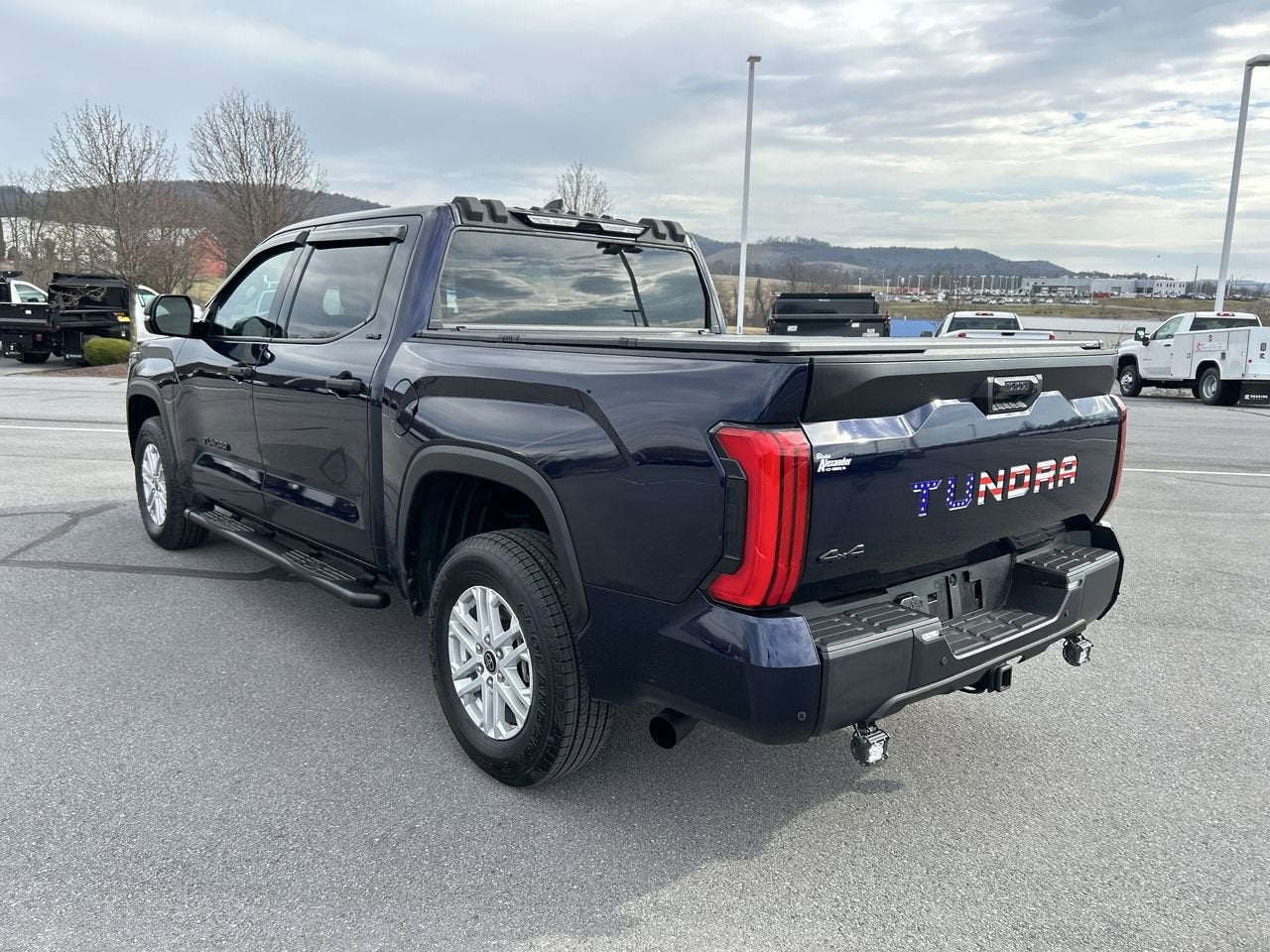2023 Toyota Tundra 4WD SR5