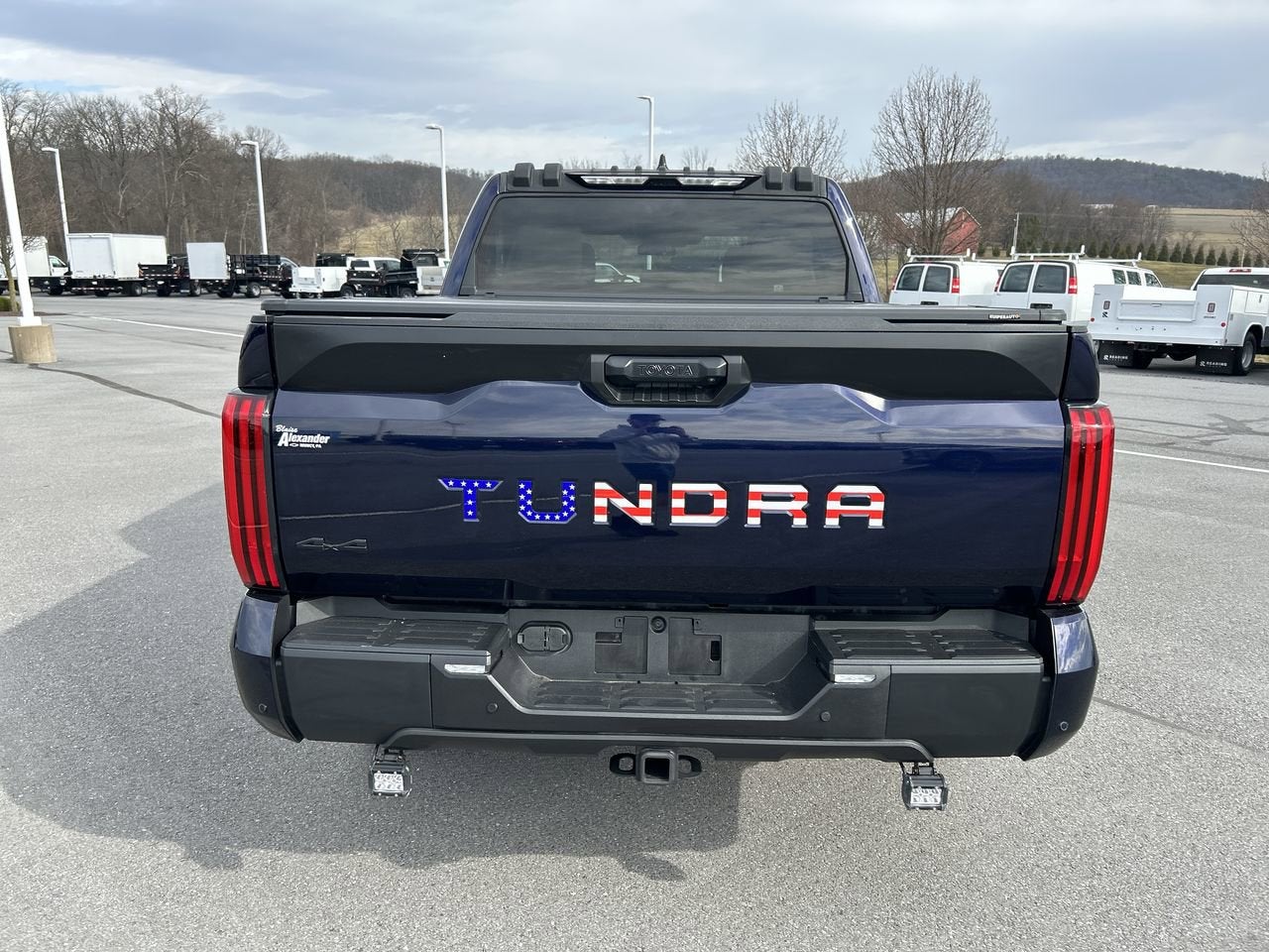 2023 Toyota Tundra 4WD SR5