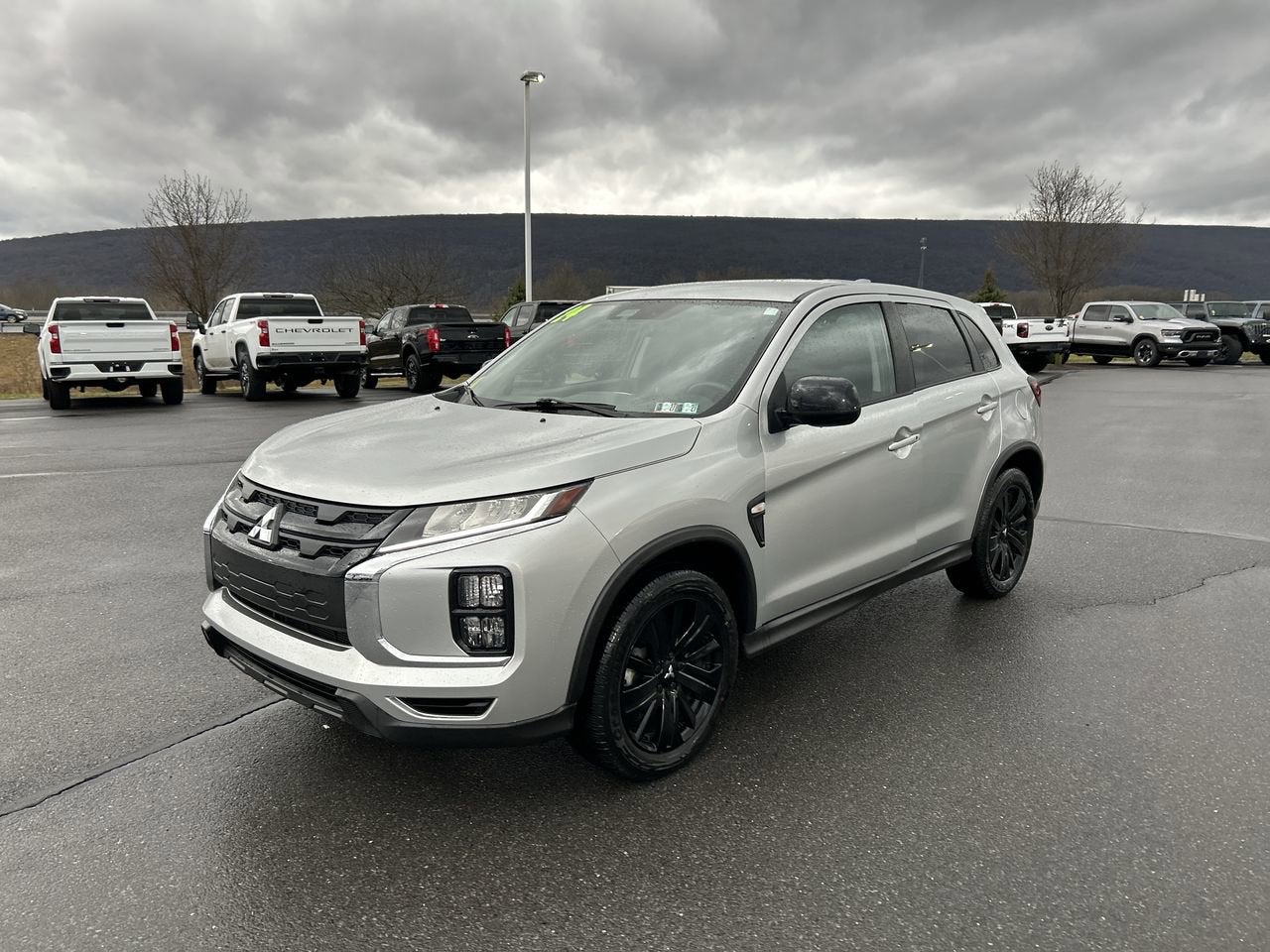 2024 Mitsubishi Outlander Sport S