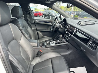 2025 Porsche Macan 4DR AWD