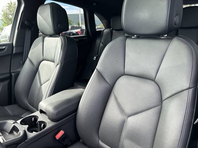 2025 Porsche Macan 4DR AWD