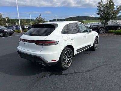 2025 Porsche Macan 4DR AWD