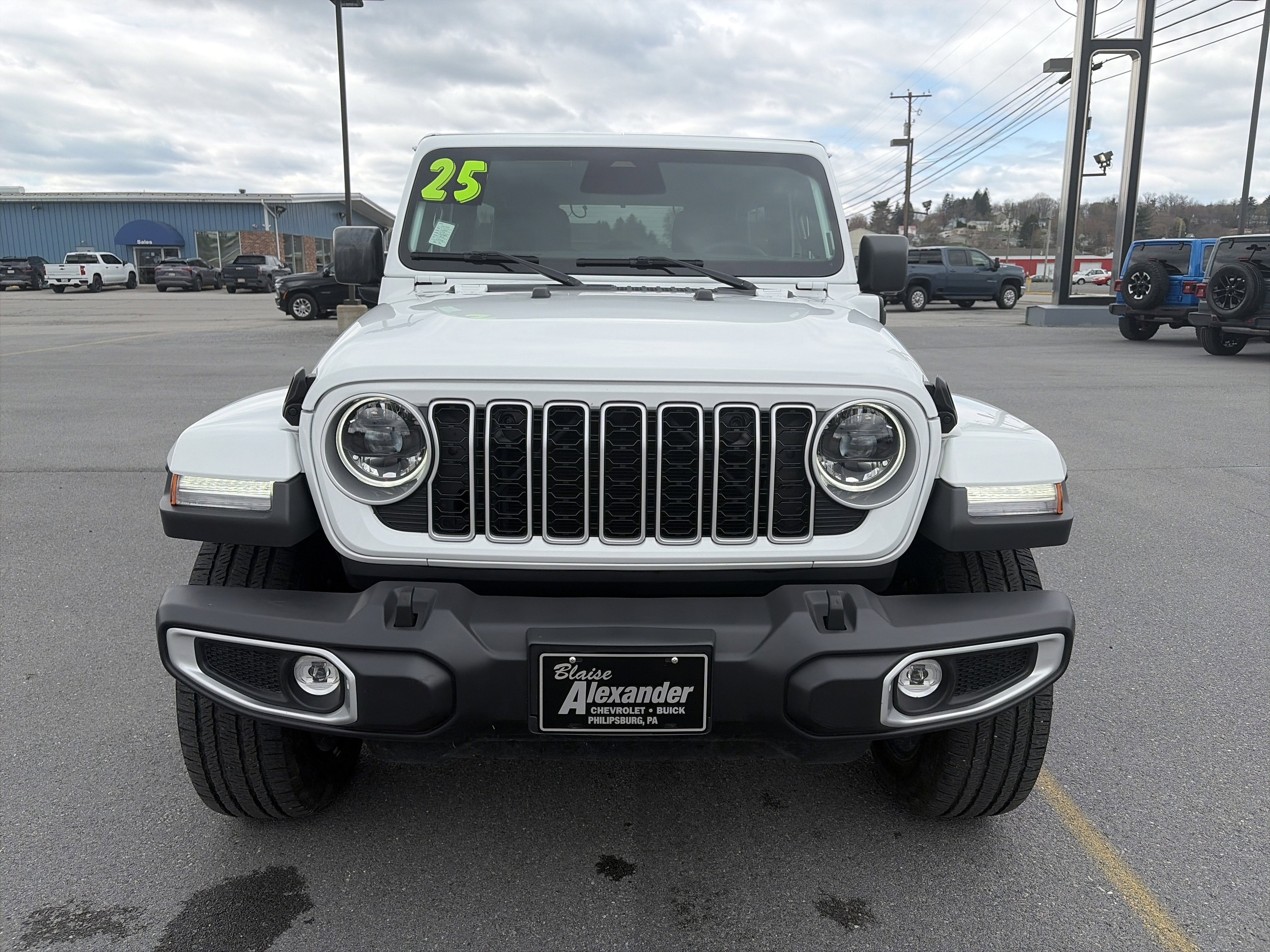 2025 Jeep Wrangler 4xe Sahara