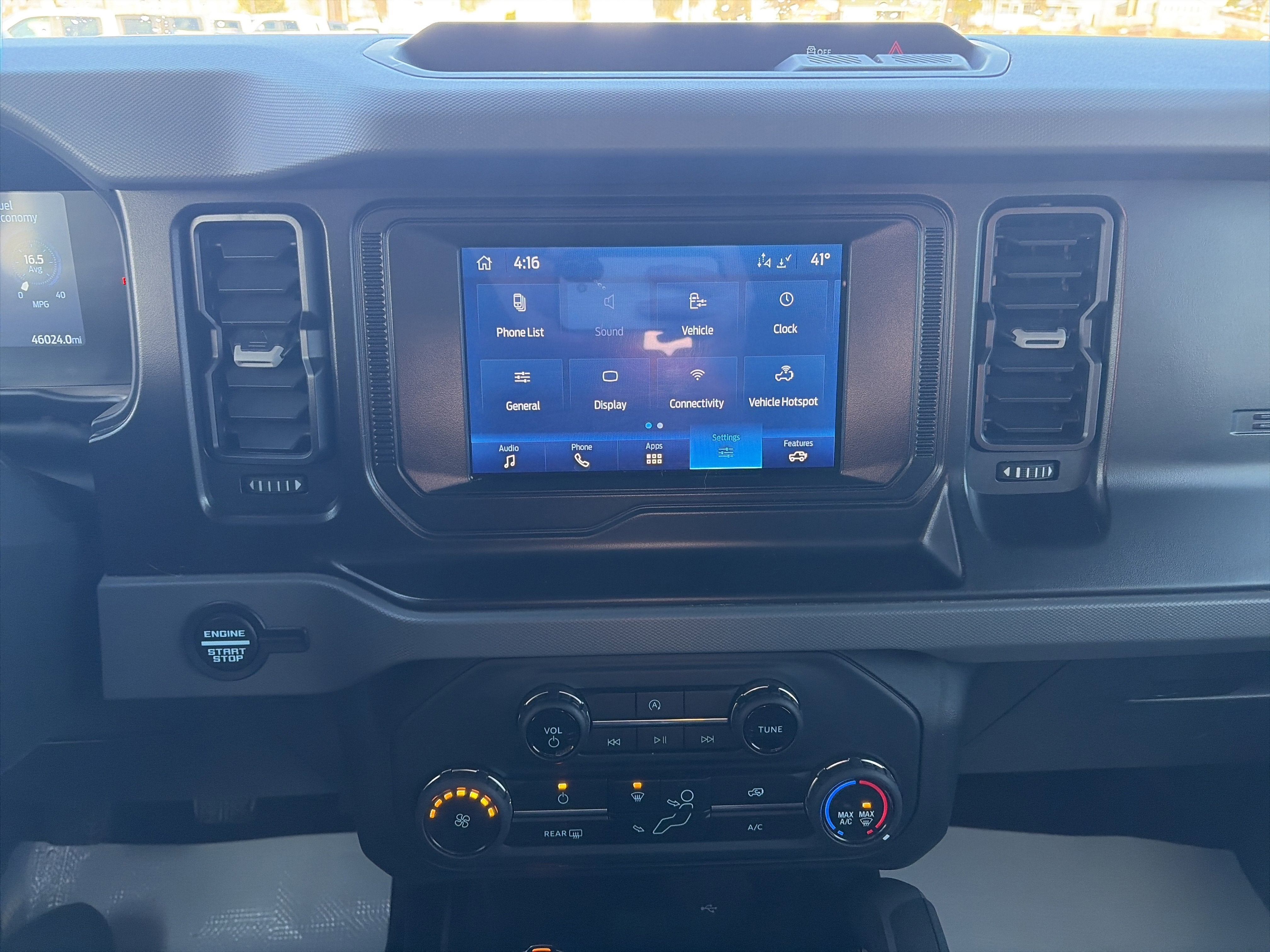 2022 Ford Bronco Base