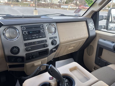 2016 Ford Super Duty F-350 DRW Lariat