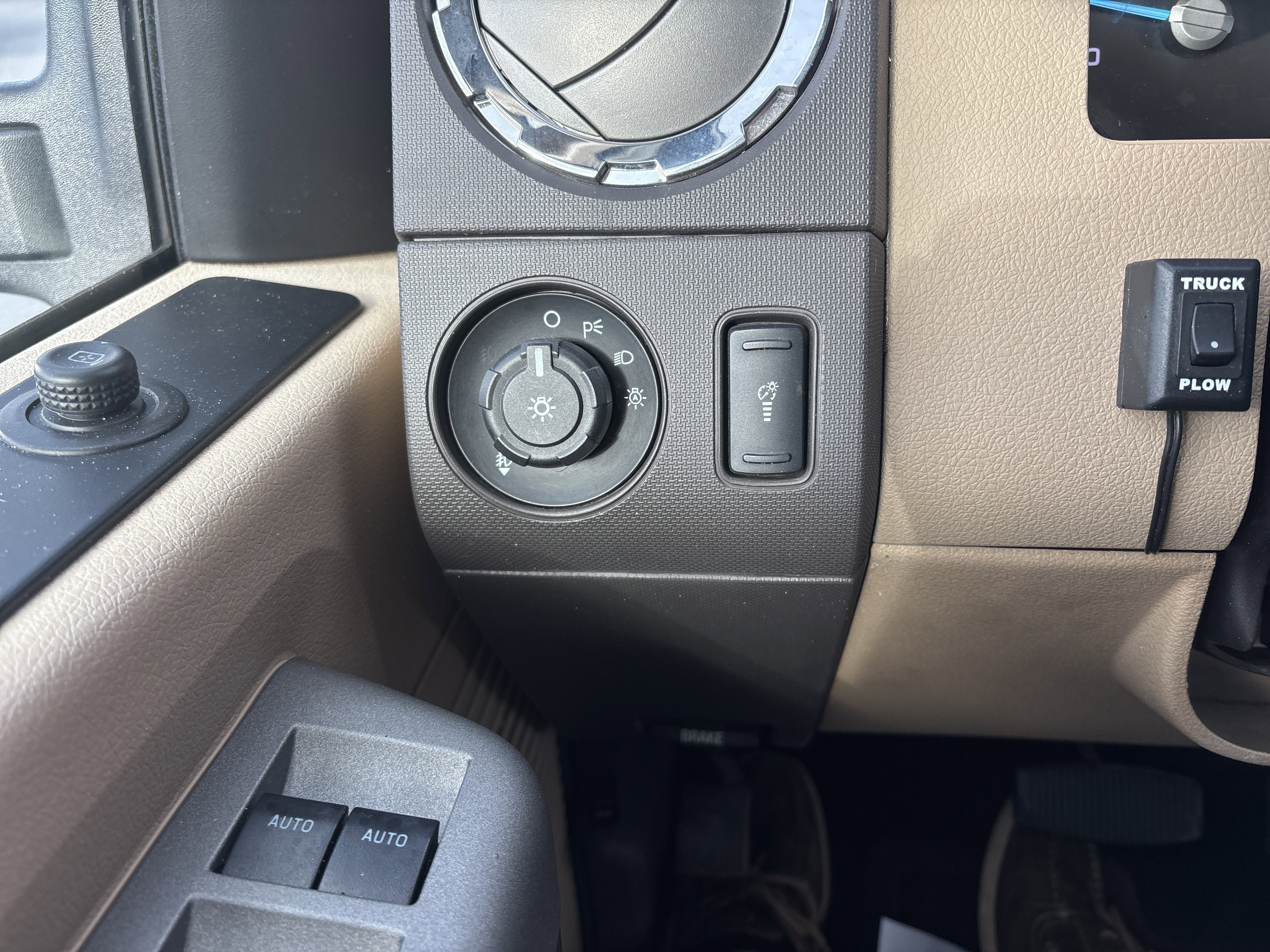 2016 Ford Super Duty F-350 DRW Lariat