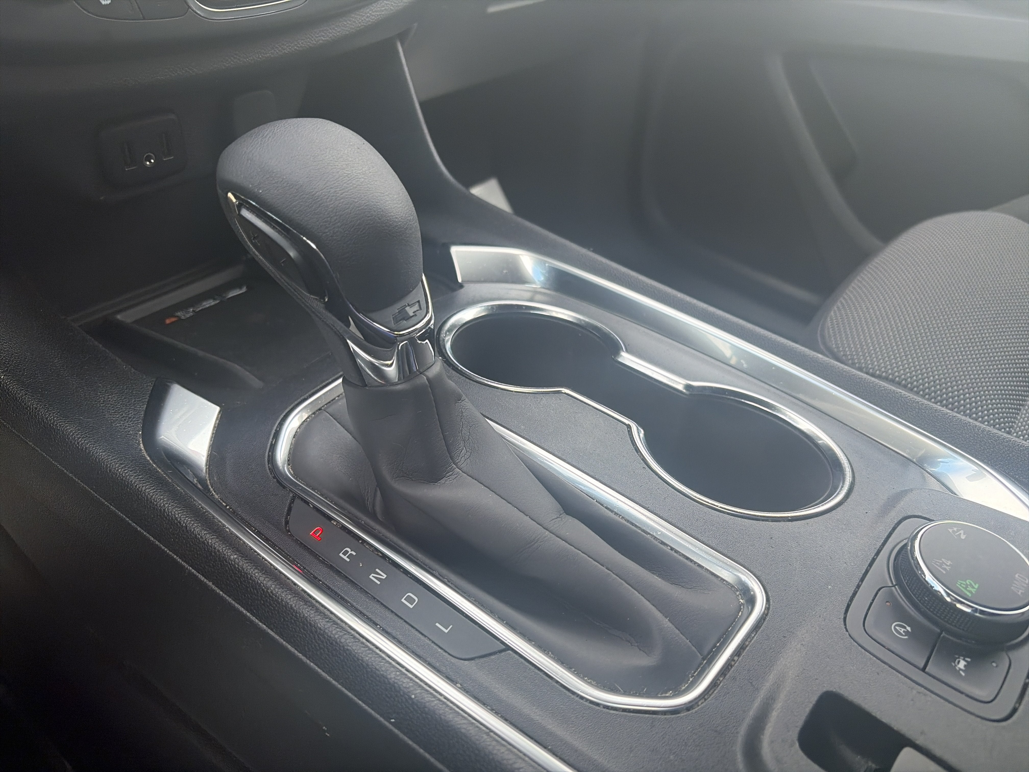 2024 Chevrolet Traverse Limited LT Cloth