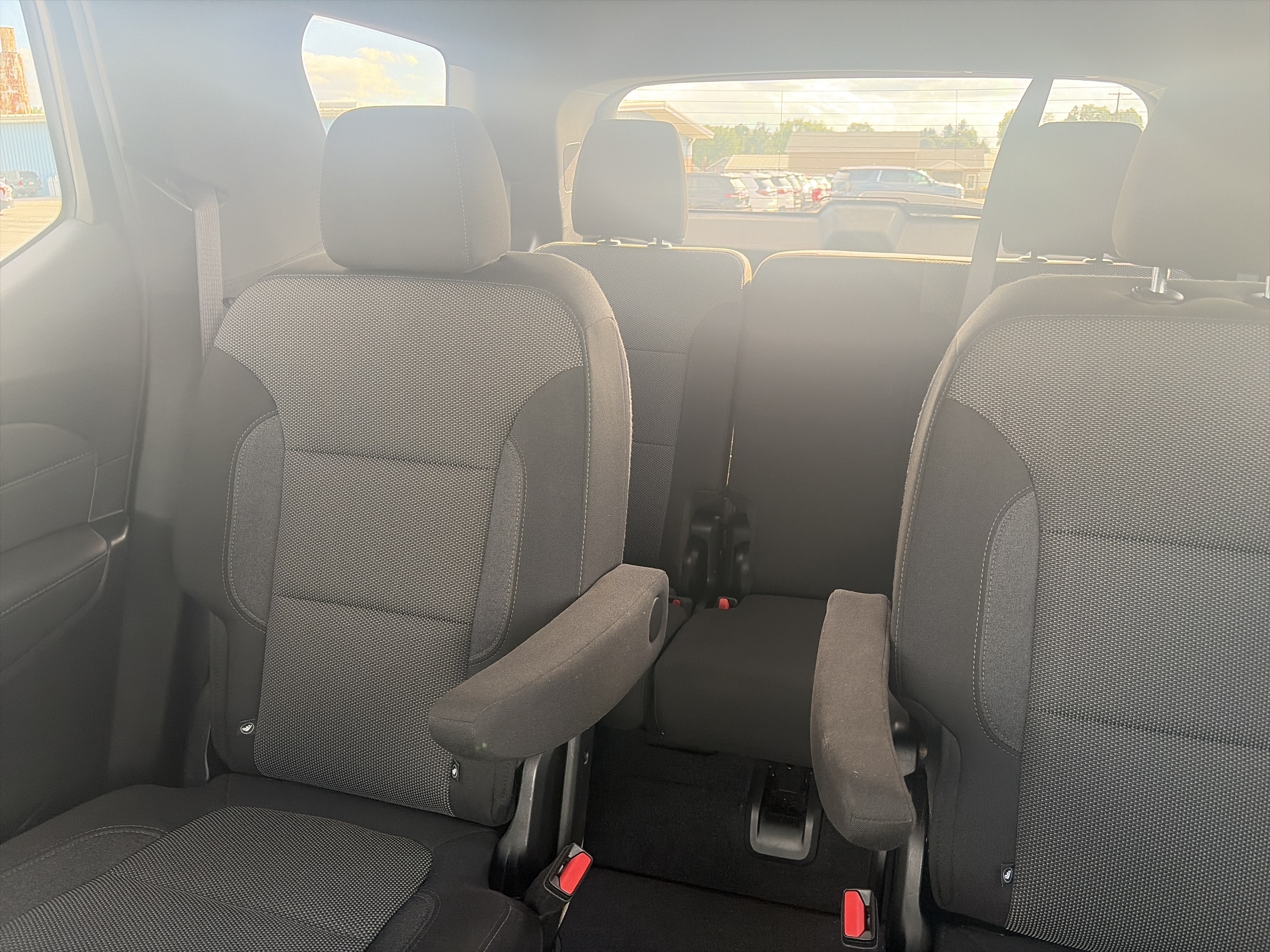 2024 Chevrolet Traverse Limited LT Cloth