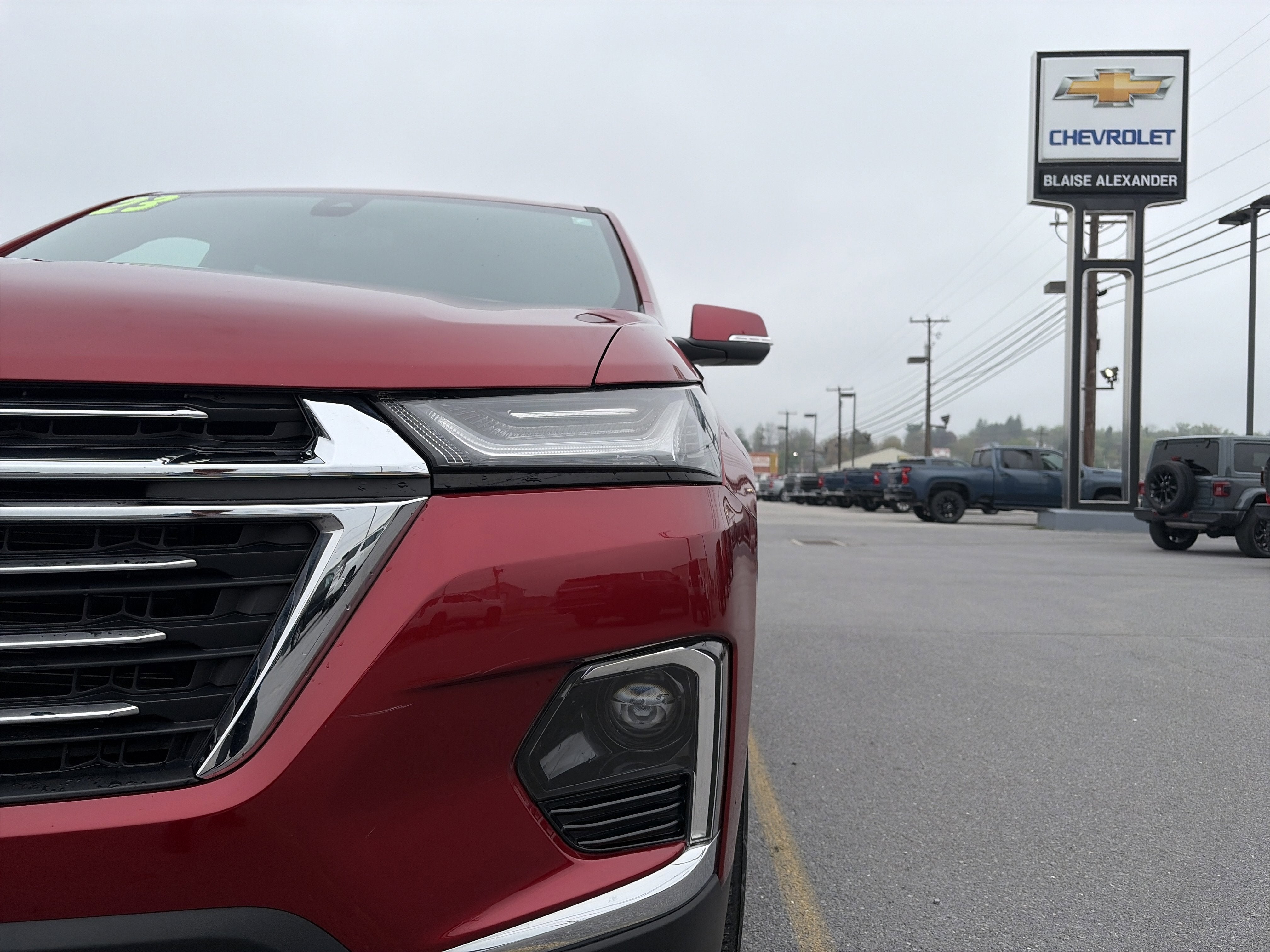 2023 Chevrolet Traverse LT Cloth