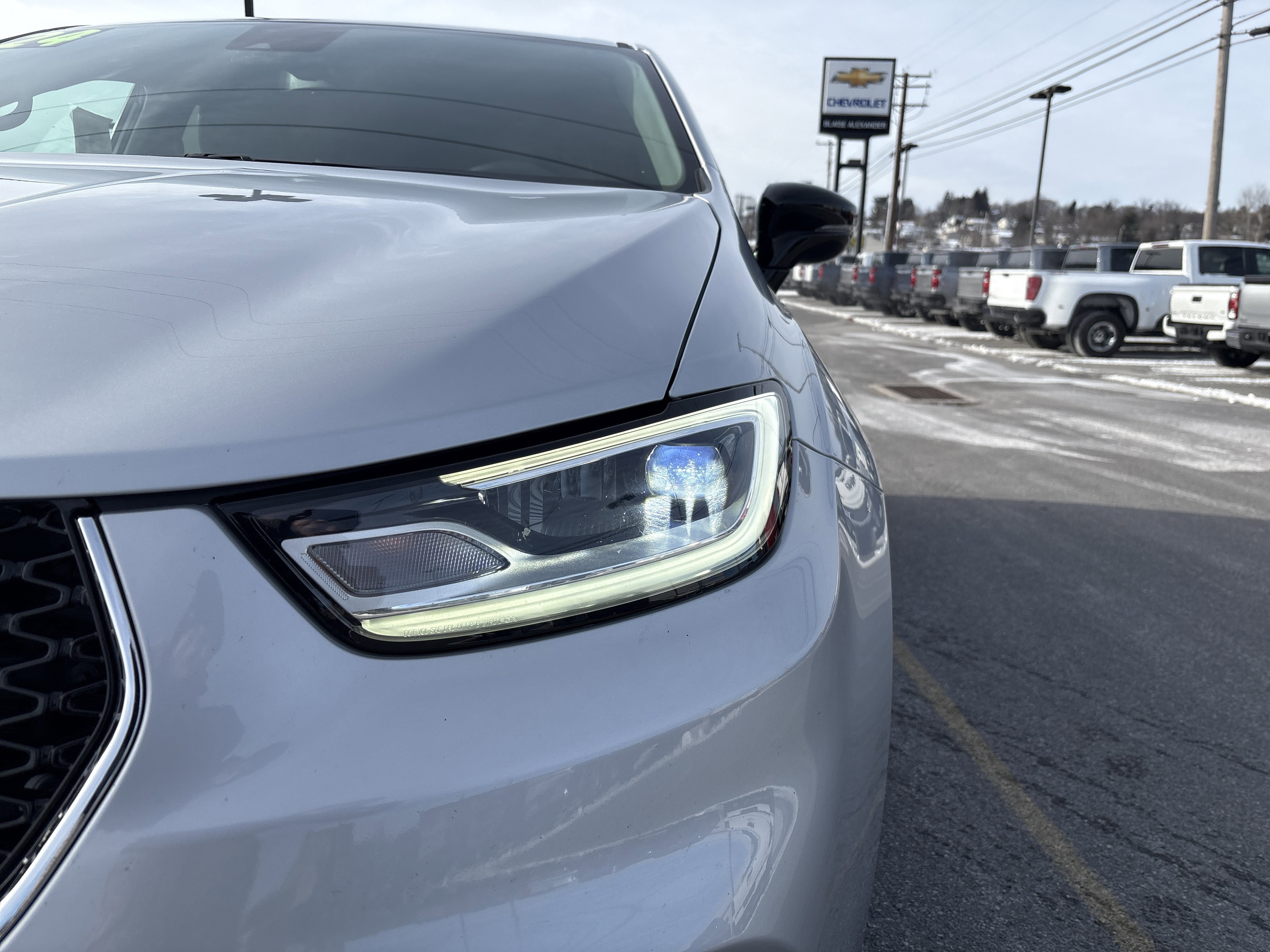 2024 Chrysler Pacifica Touring L