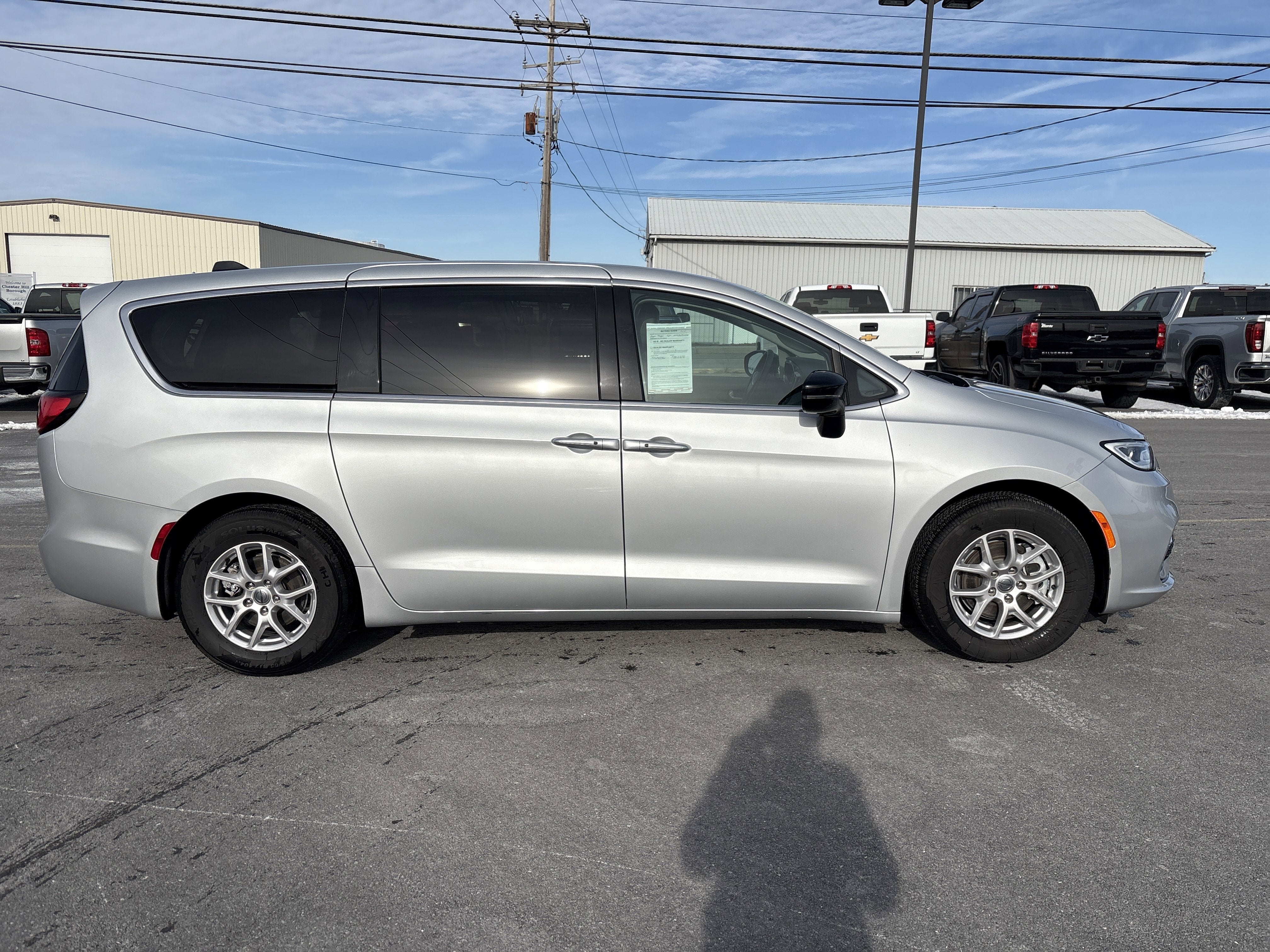 2024 Chrysler Pacifica Touring L