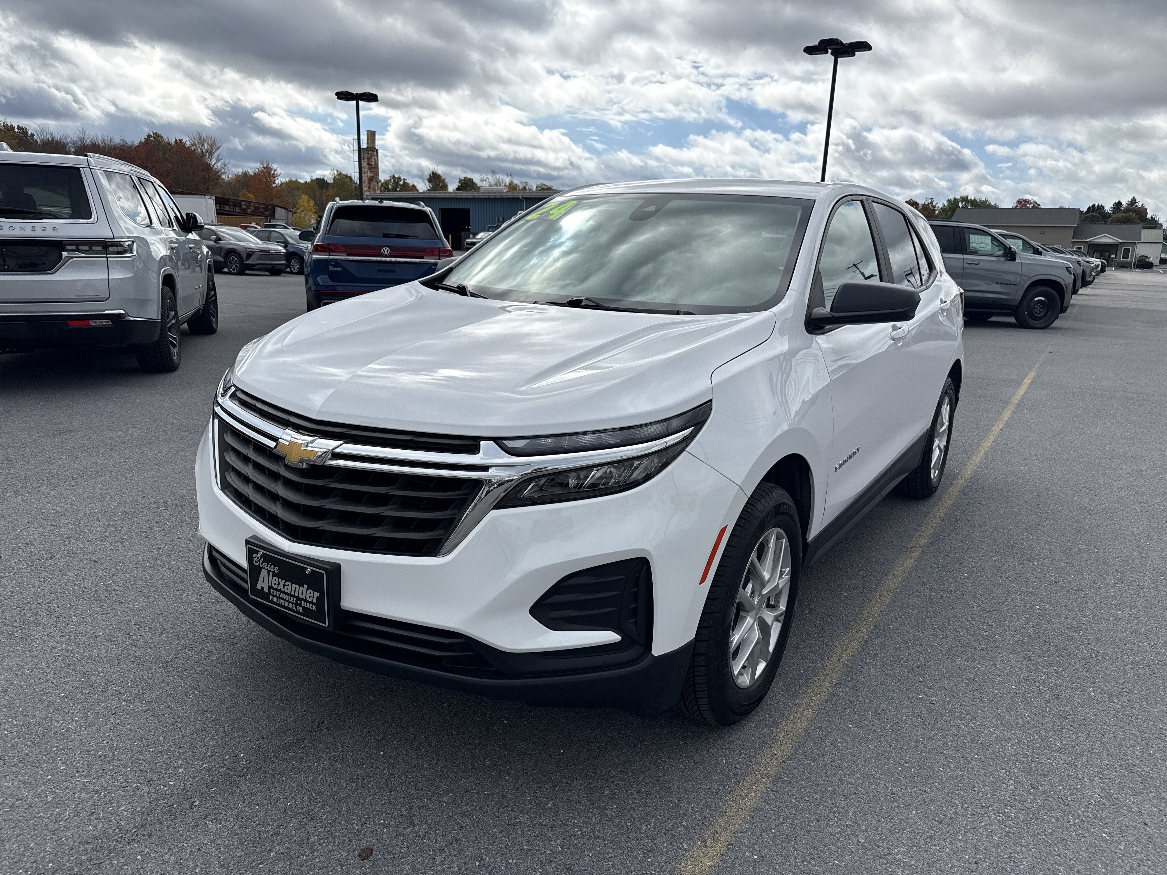 2024 Chevrolet Equinox LS