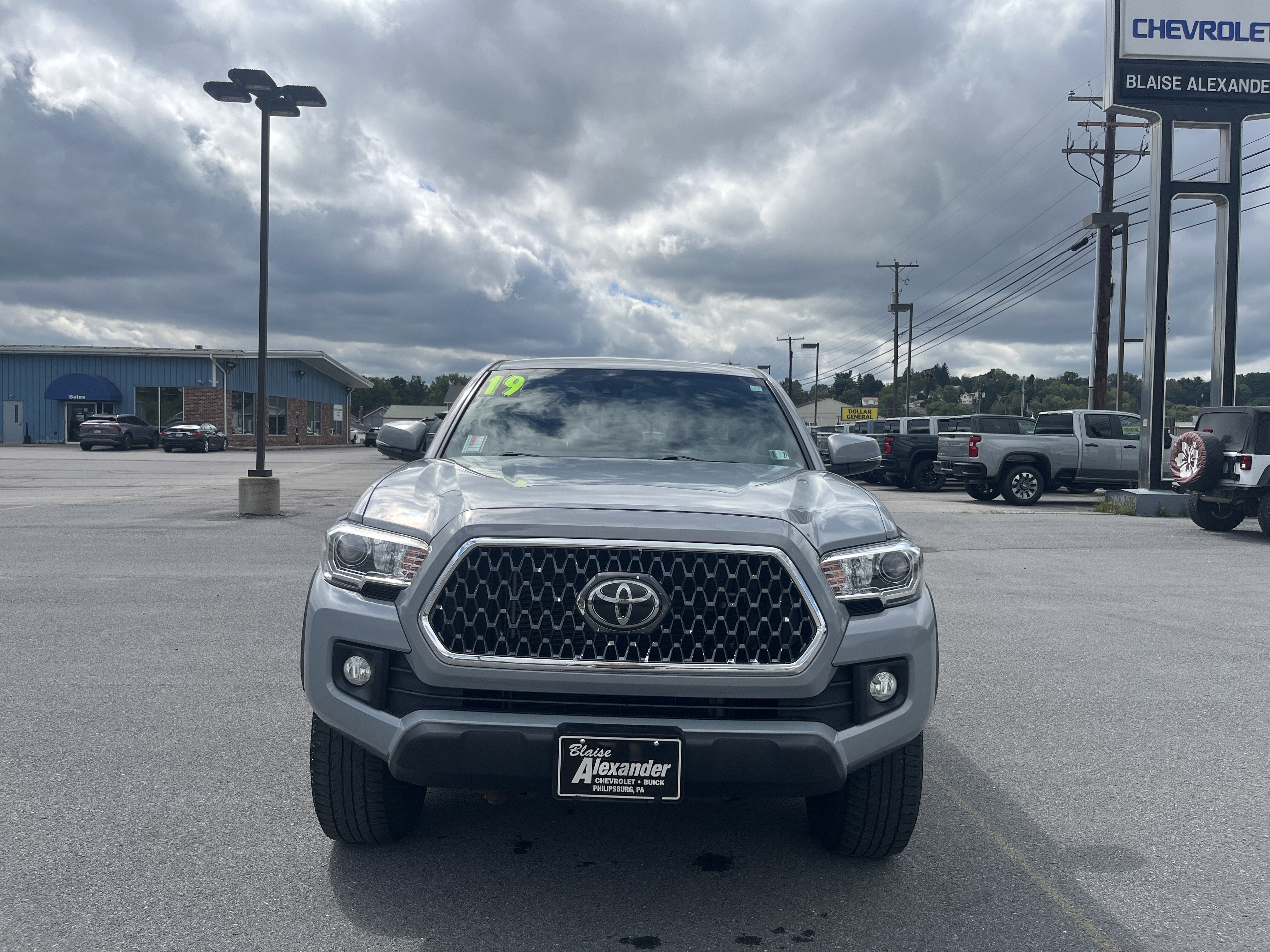 2019 Toyota Tacoma 4WD SR