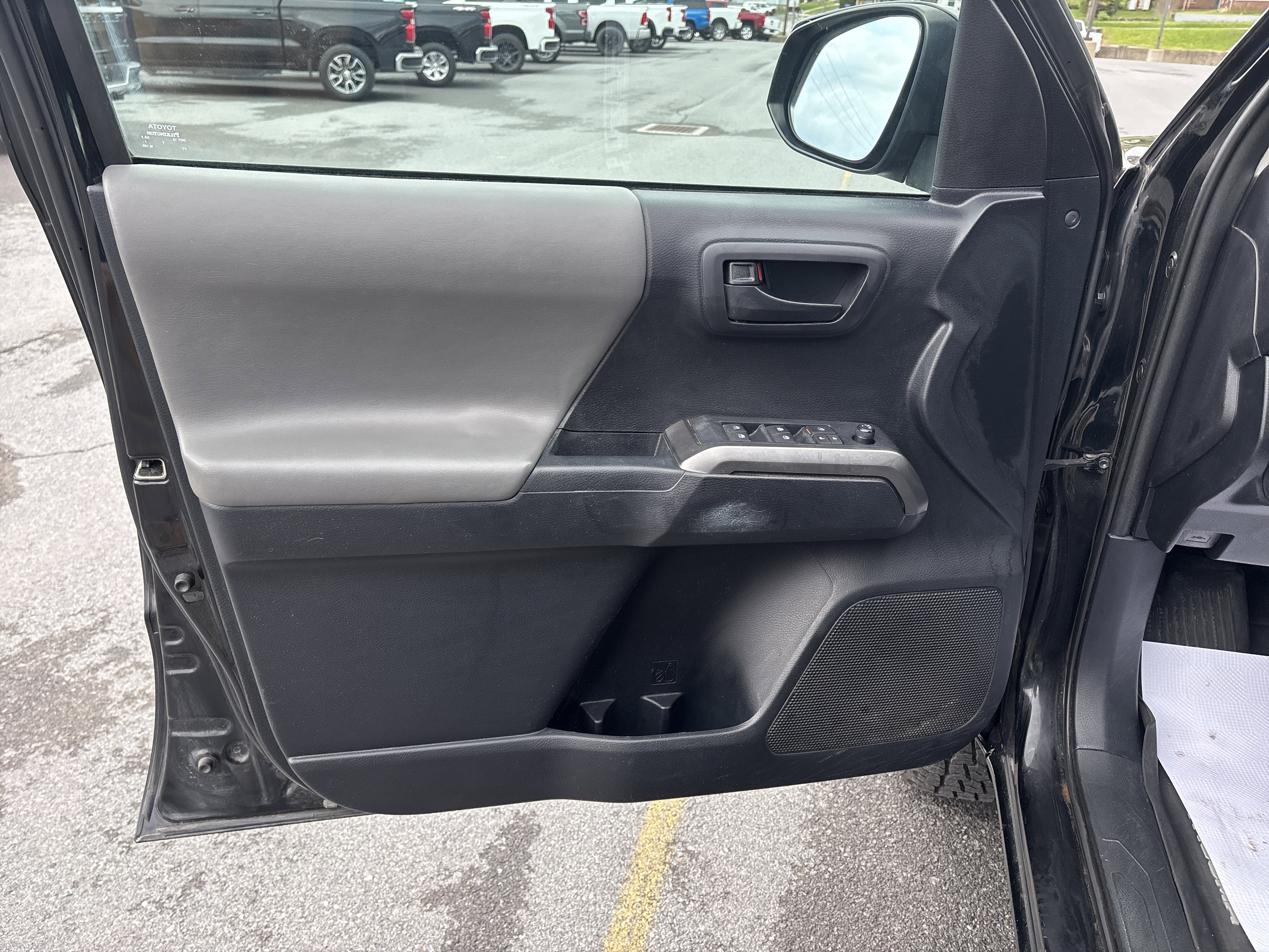 2019 Toyota Tacoma 4WD SR