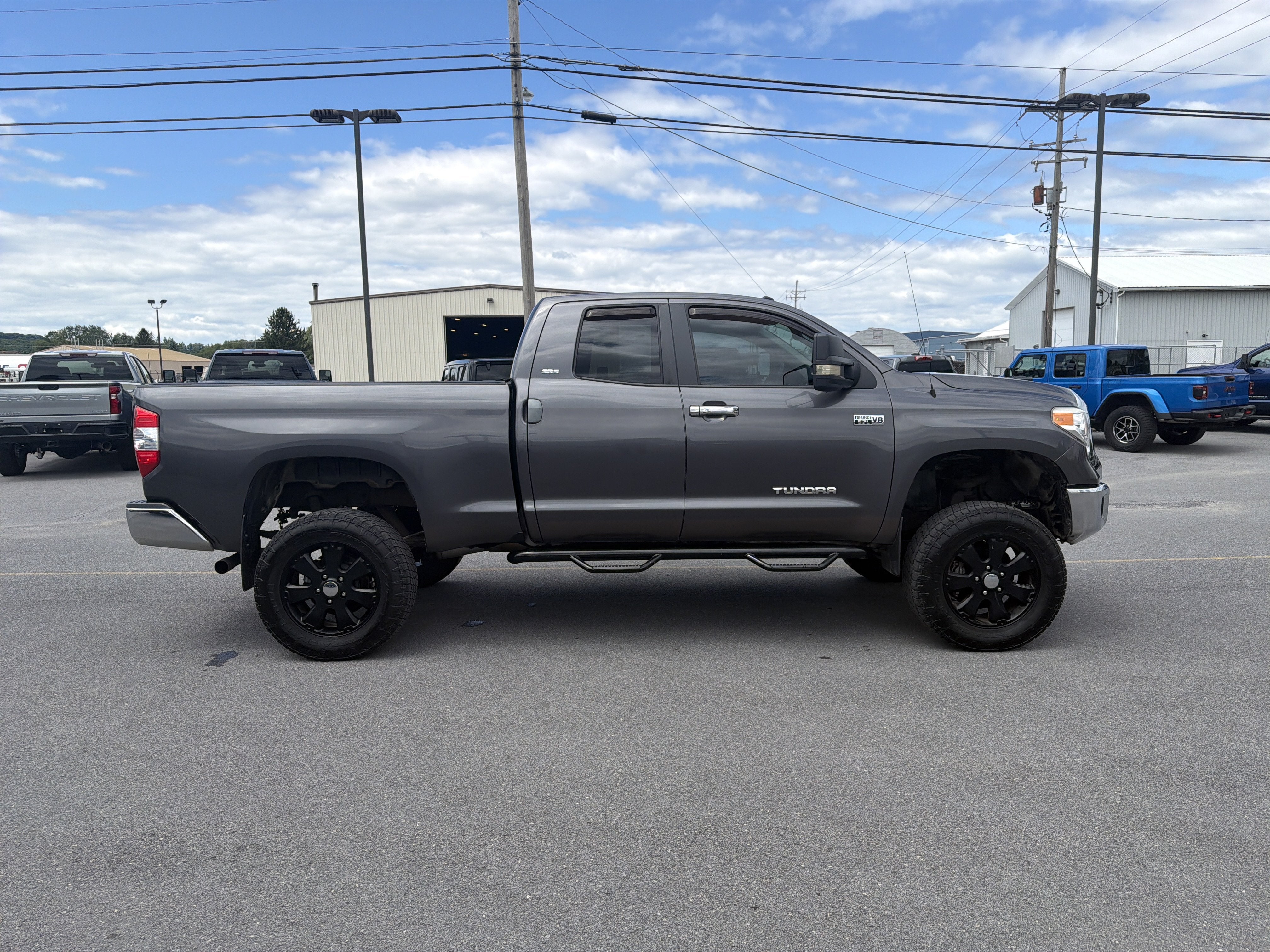 2016 Toyota Tundra 4WD Truck SR
