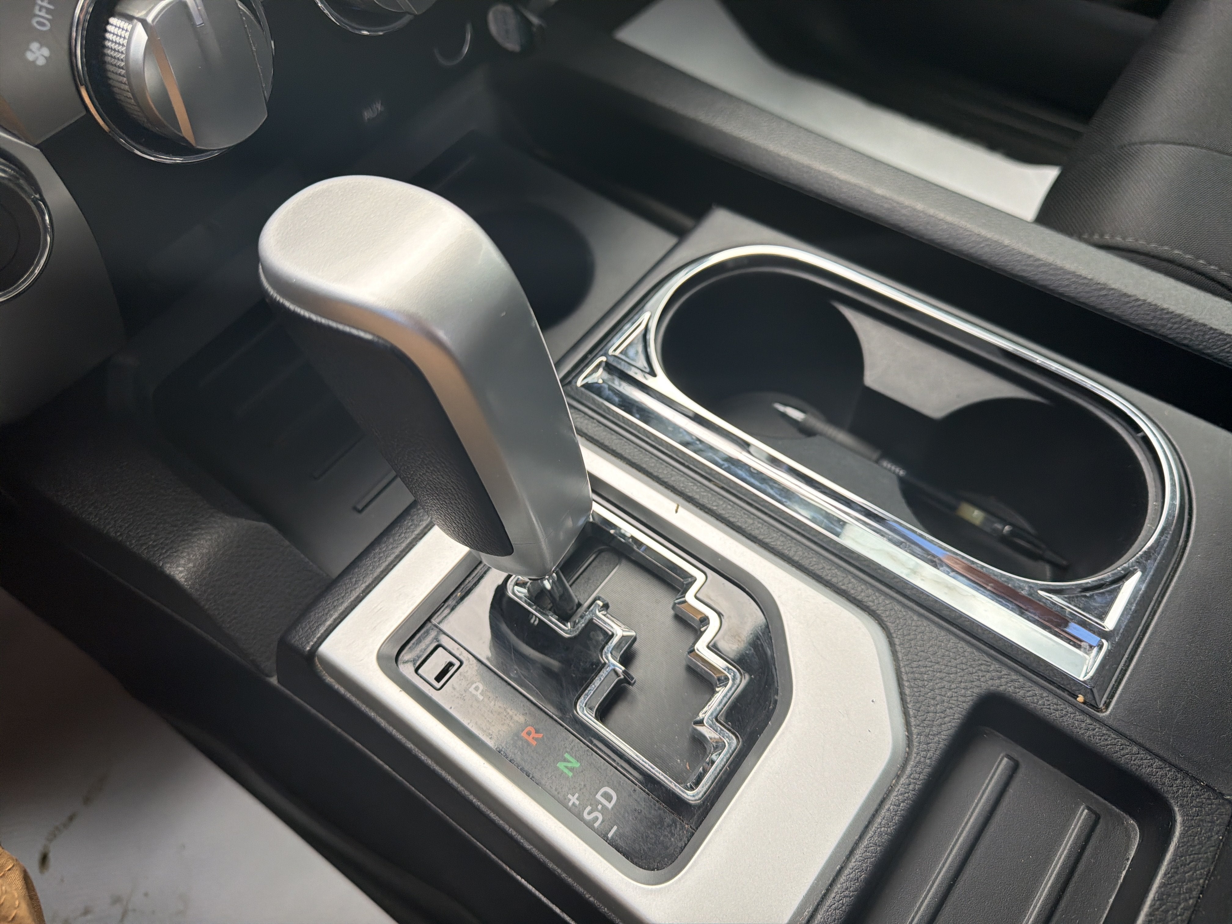 2016 Toyota Tundra 4WD Truck SR
