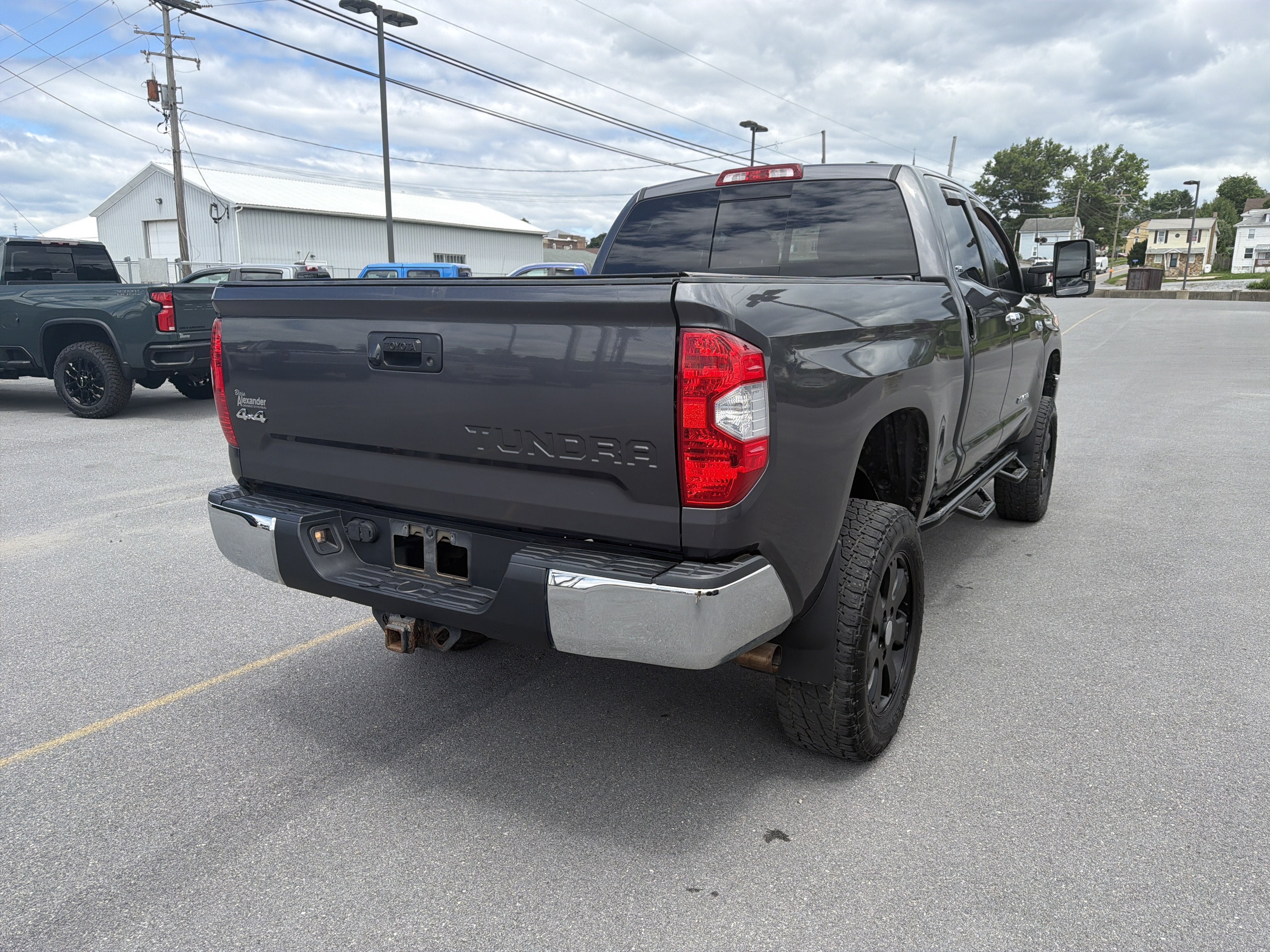 2016 Toyota Tundra 4WD Truck SR