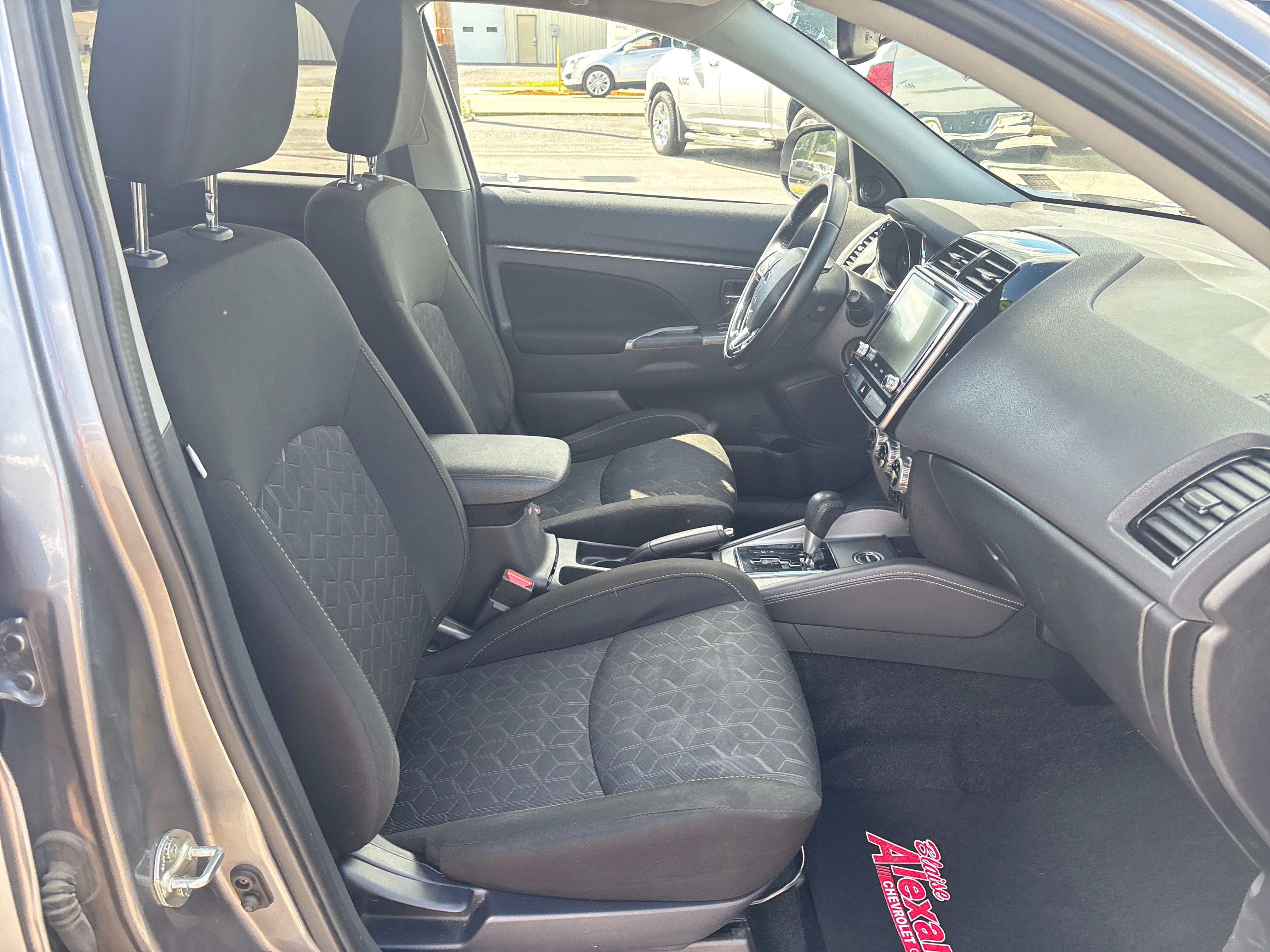 2020 Mitsubishi Outlander Sport ES 2.0